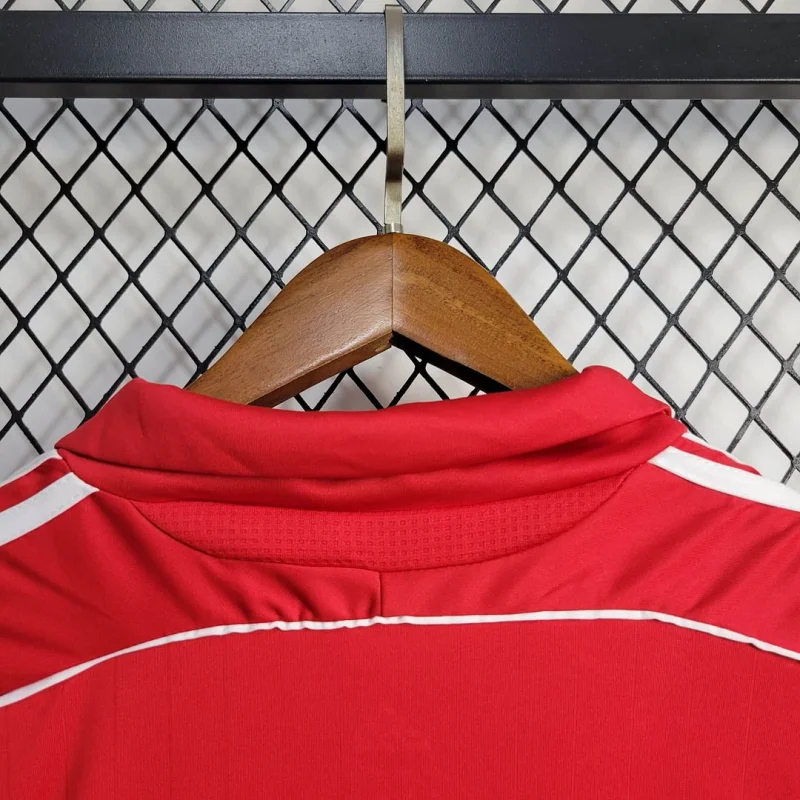 Liverpool Retro Football Jersey Home Custom Shirt 2006/07