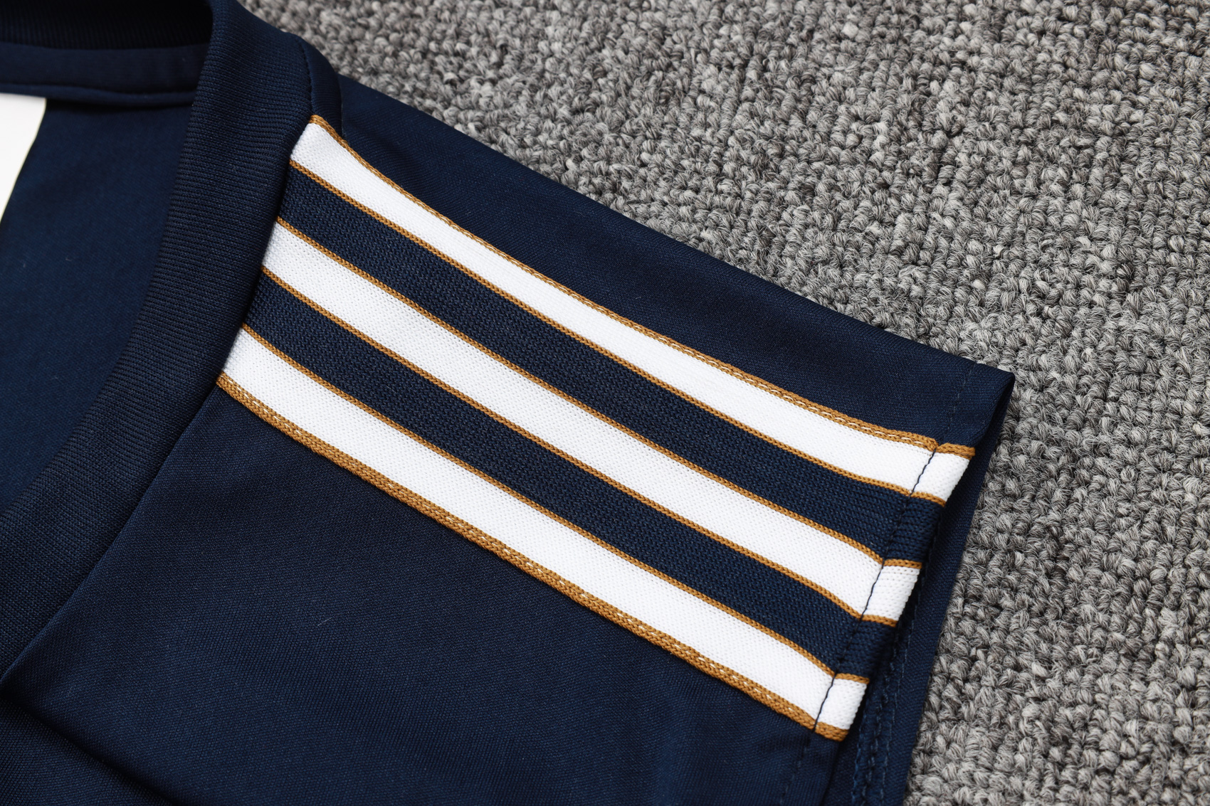 Juventus Sleeveless Training Kit 2025/26