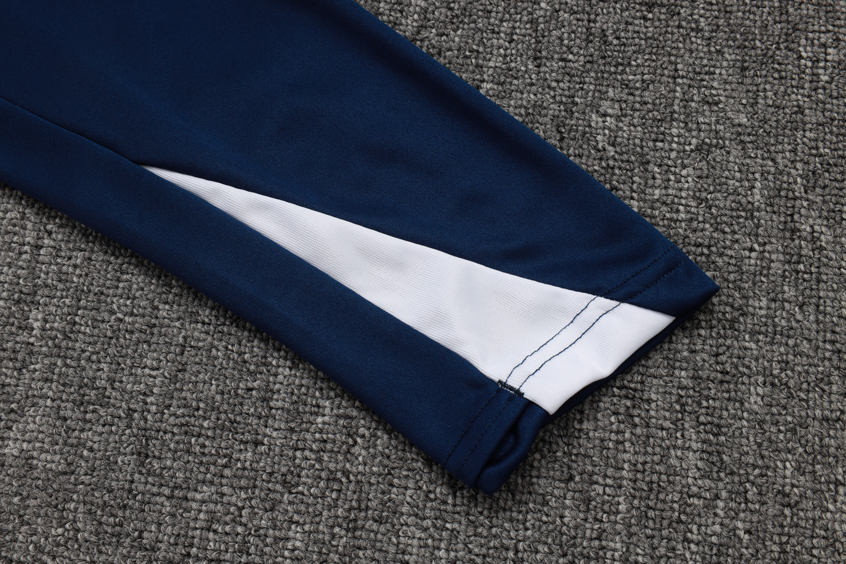 Inter Milan Training Kit (Sweatshirt+Pants) Off-White 2025/26