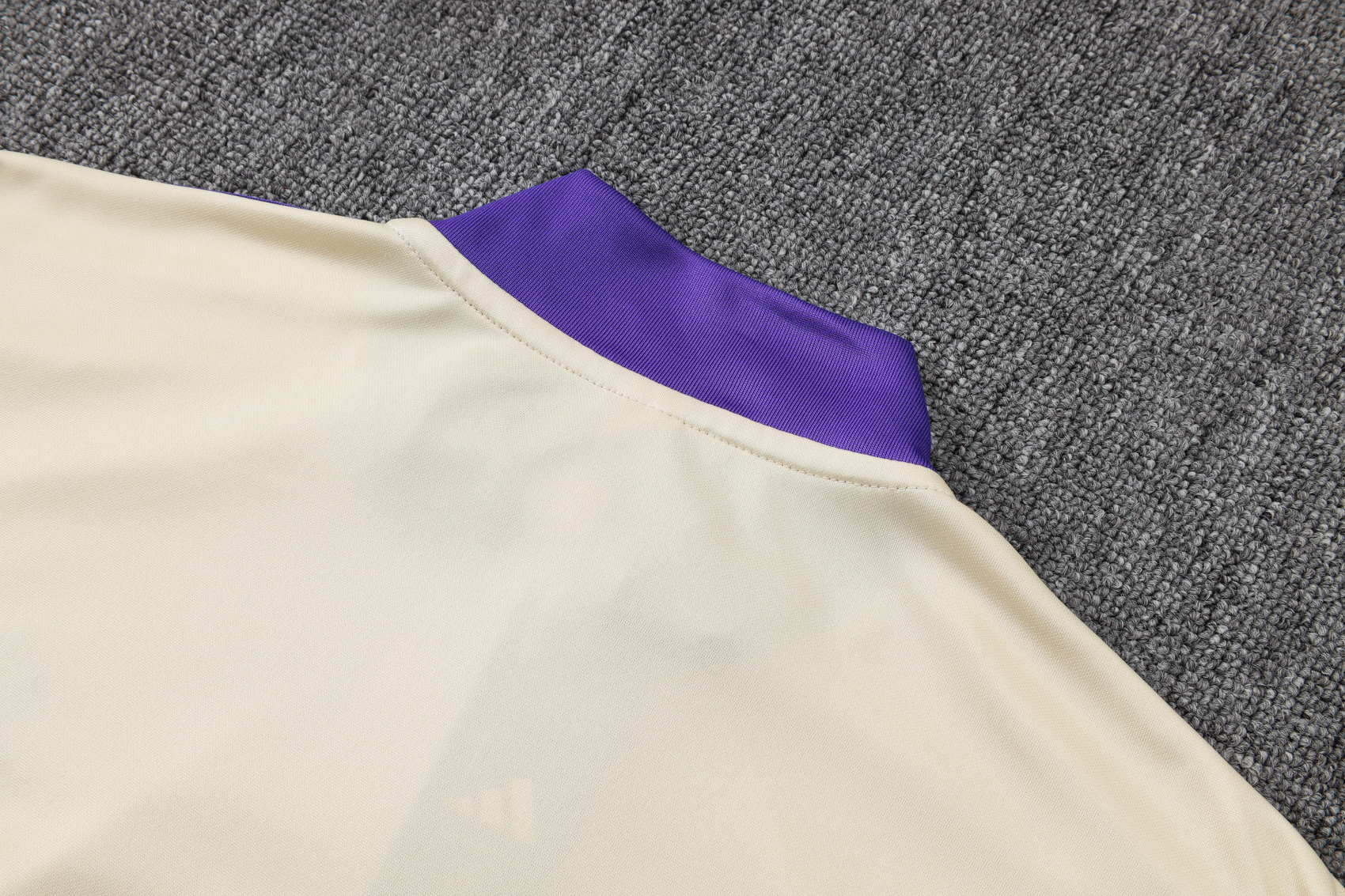 Real Madrid Training Kit (Sweatshirt+Pants) Apricot 2025/26