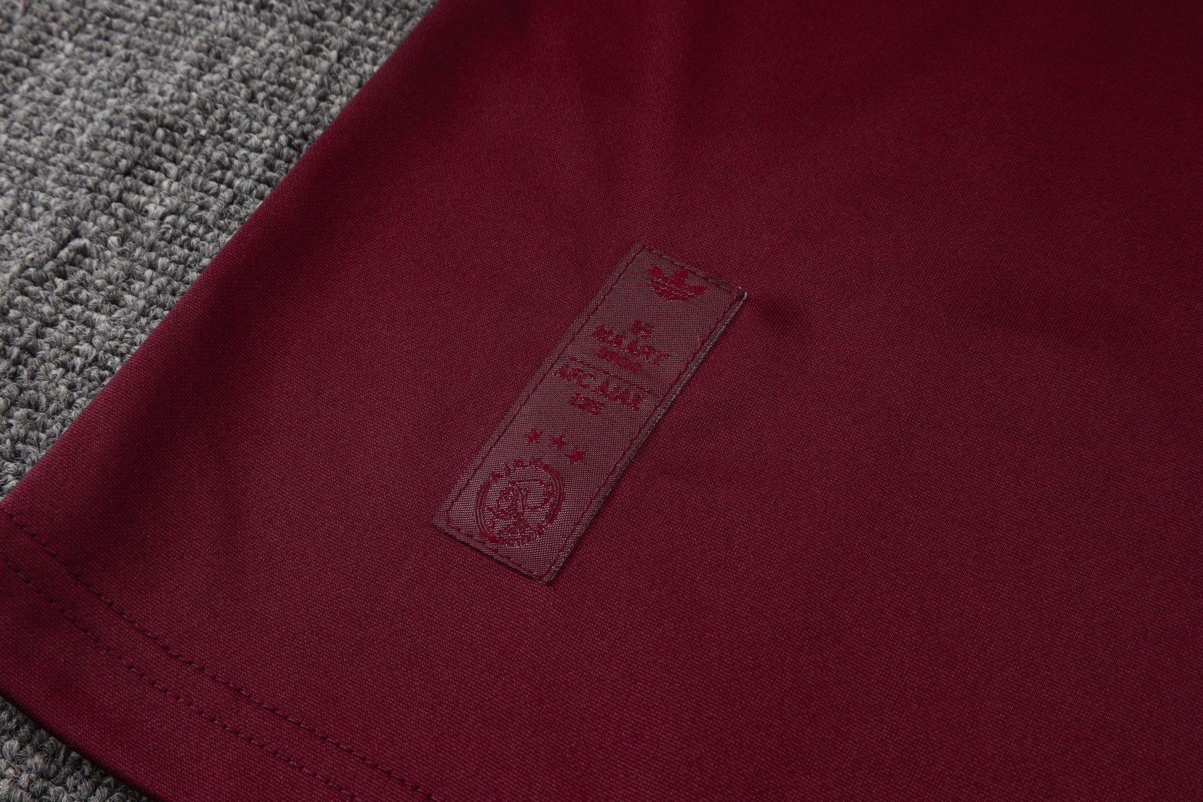 Ajax Training Kit (Sweatshirt+Pants) Deep Red 2025/26