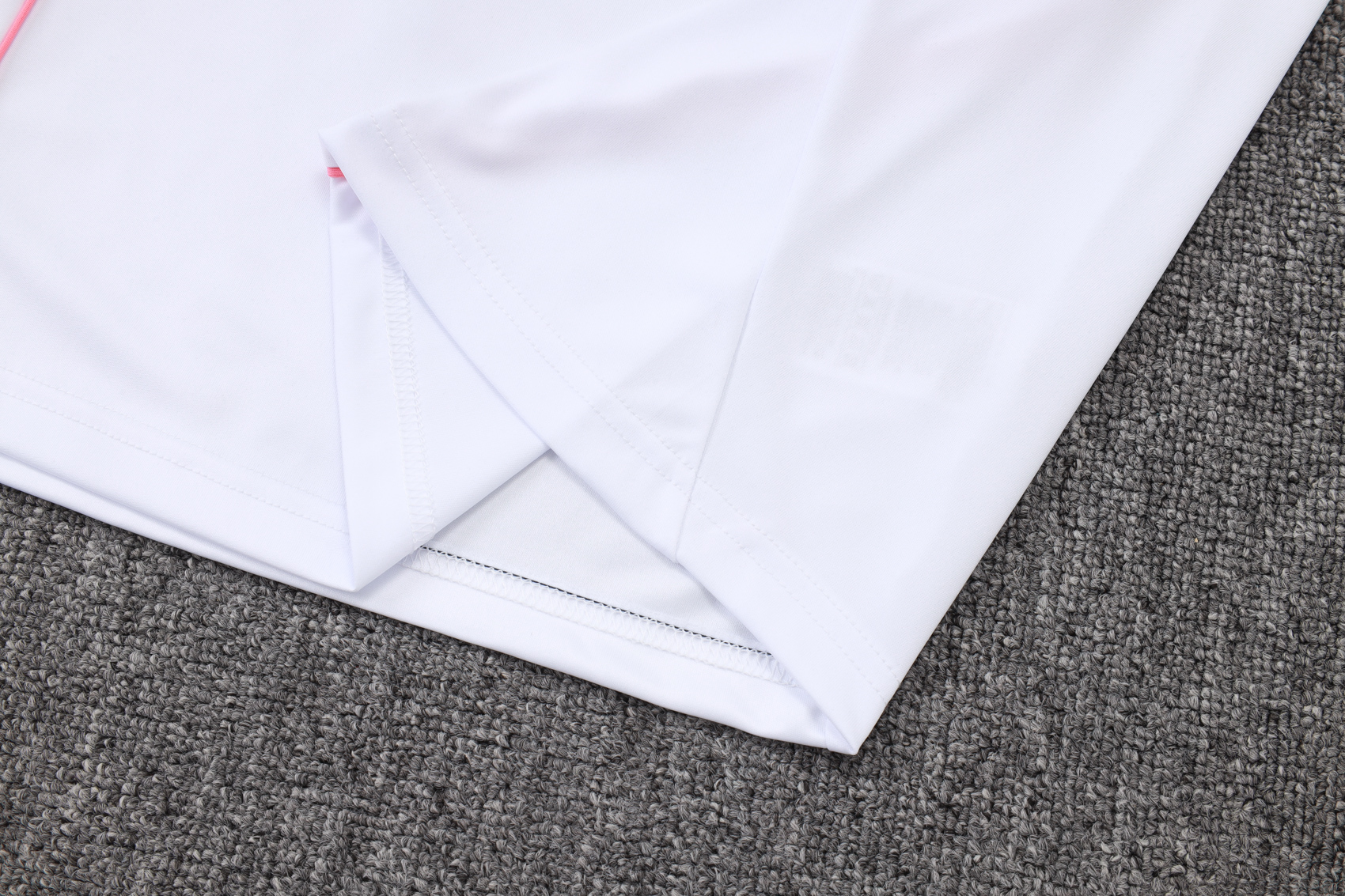 Juventus Sleeveless Training Kit White 2025/26