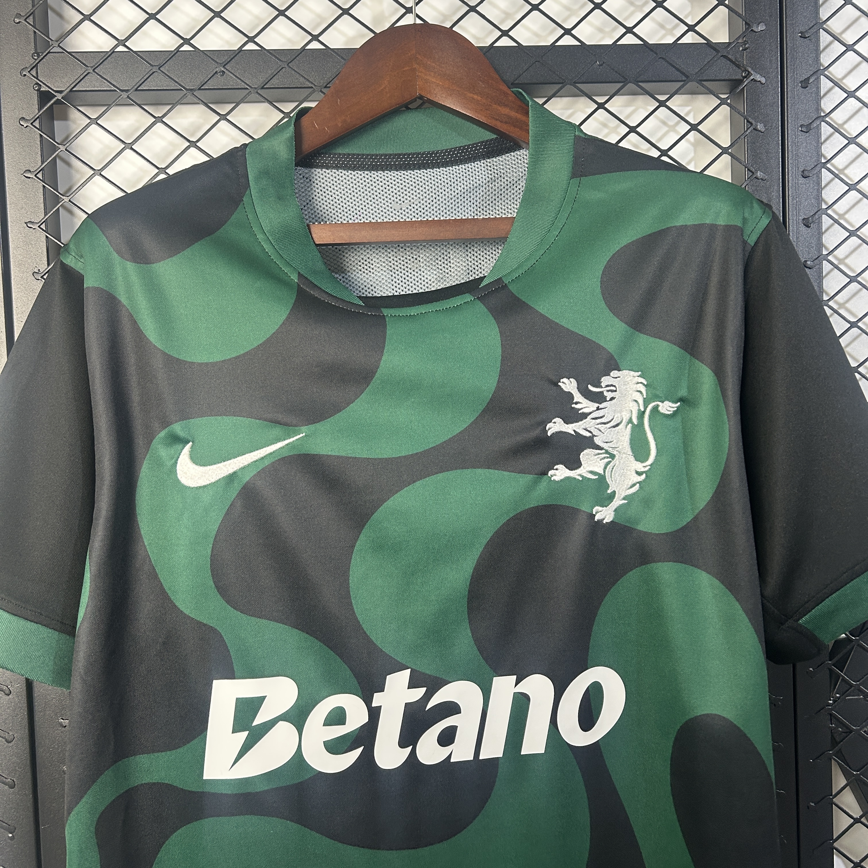 Sporting CP Soccer Jersey Third Away Custom Shirt 2025/26