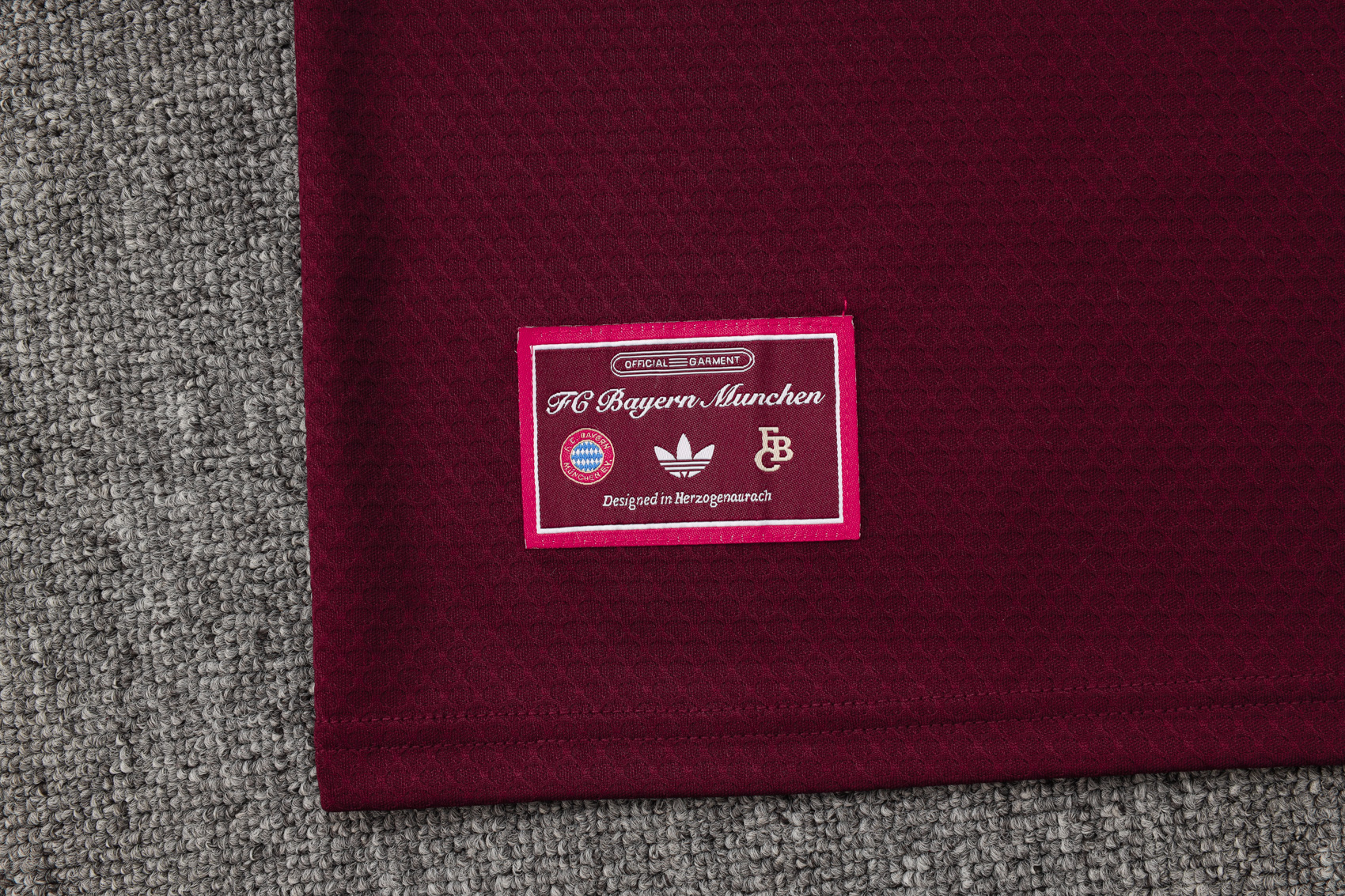 Bayern Munich Training Jersey Kit Red 2025/26