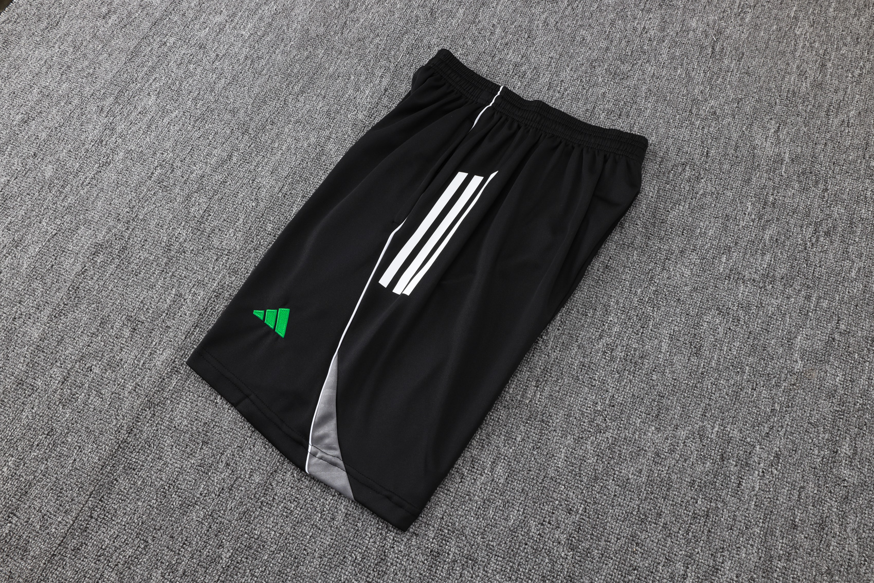 Arsenal Sleeveless Training Kit Black 2025/26