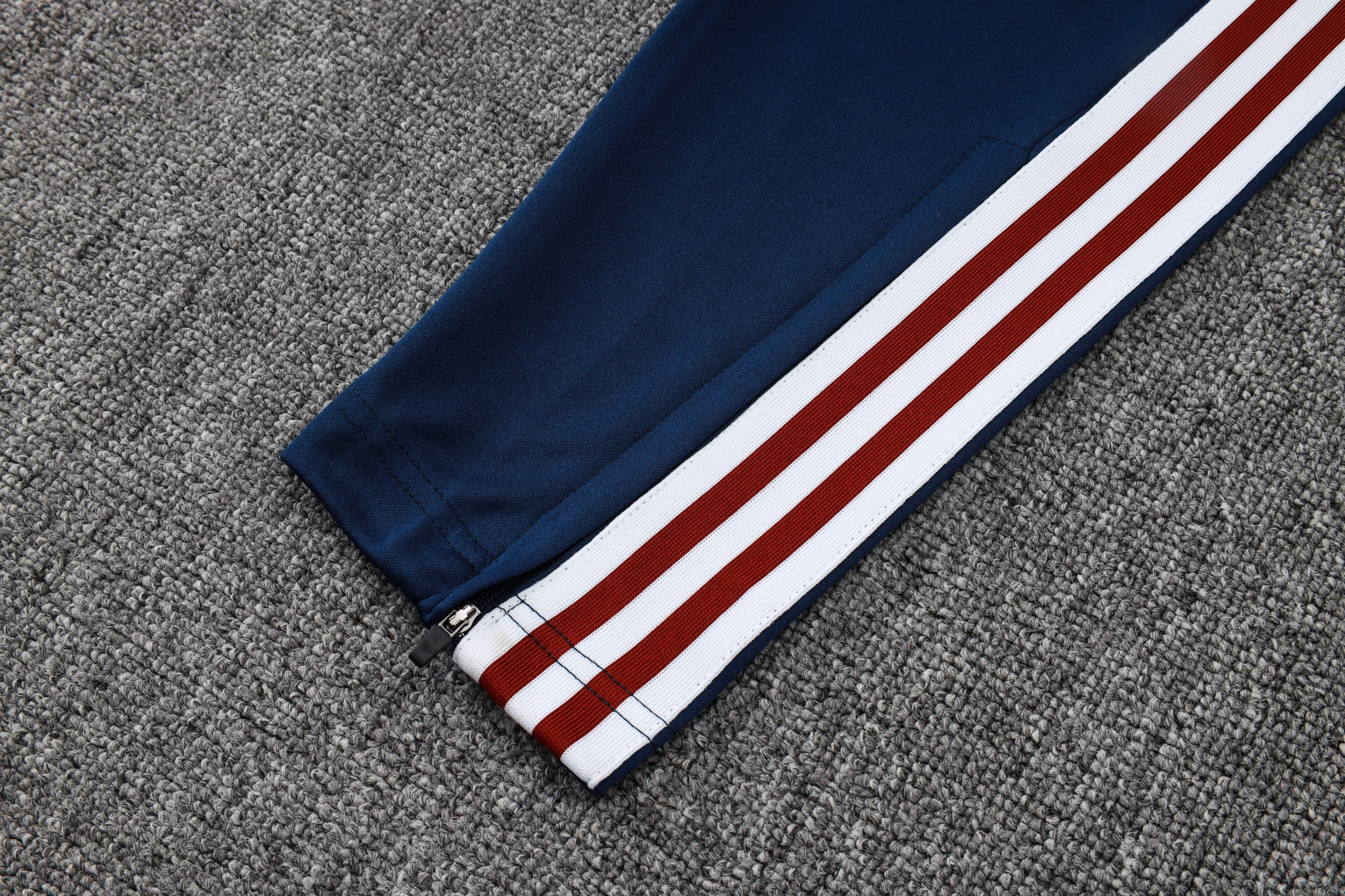 Arsenal Training Kit (Sweatshirt+Pants) Red 2025/26