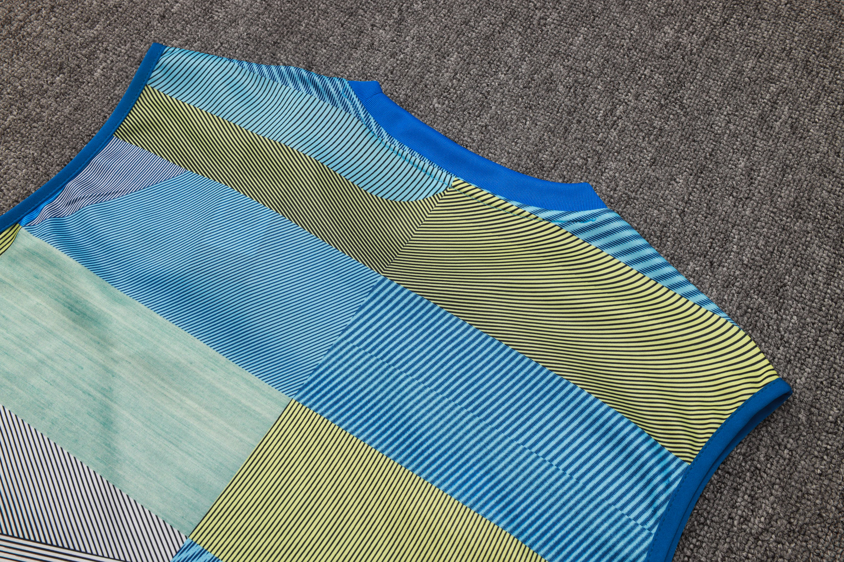 Real Madrid Sleeveless Training Kit Green 2025/26