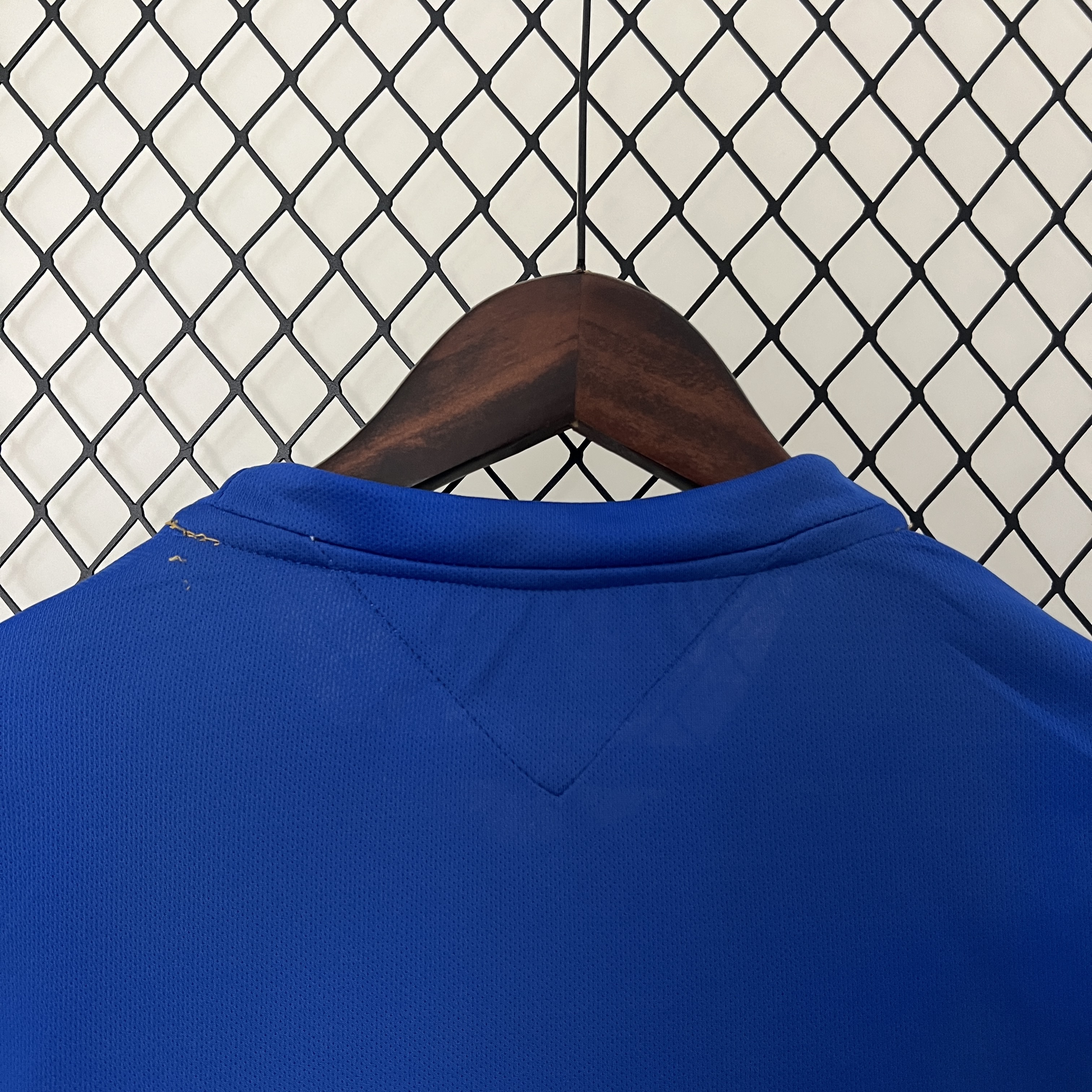 Chelsea Retro Football Jersey Home Shirt 2005-06