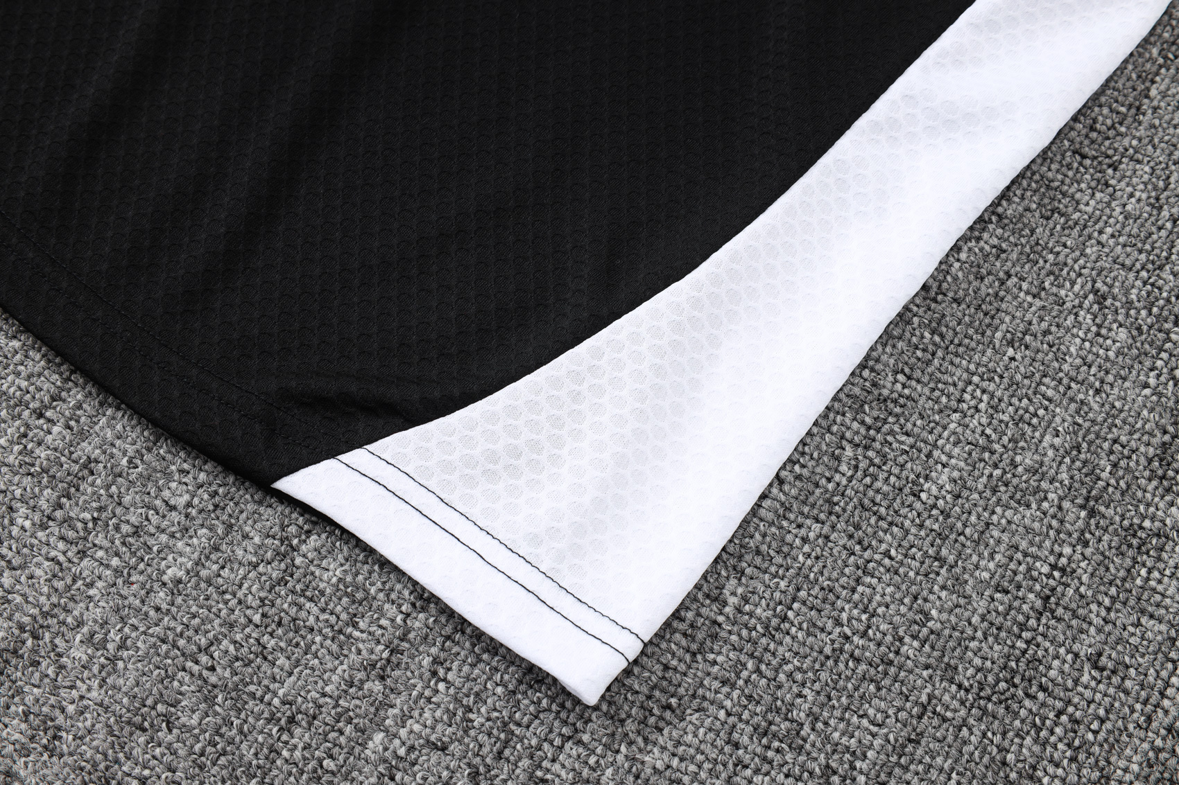 Bayern Munich Training Jersey Kit Black 2025/26