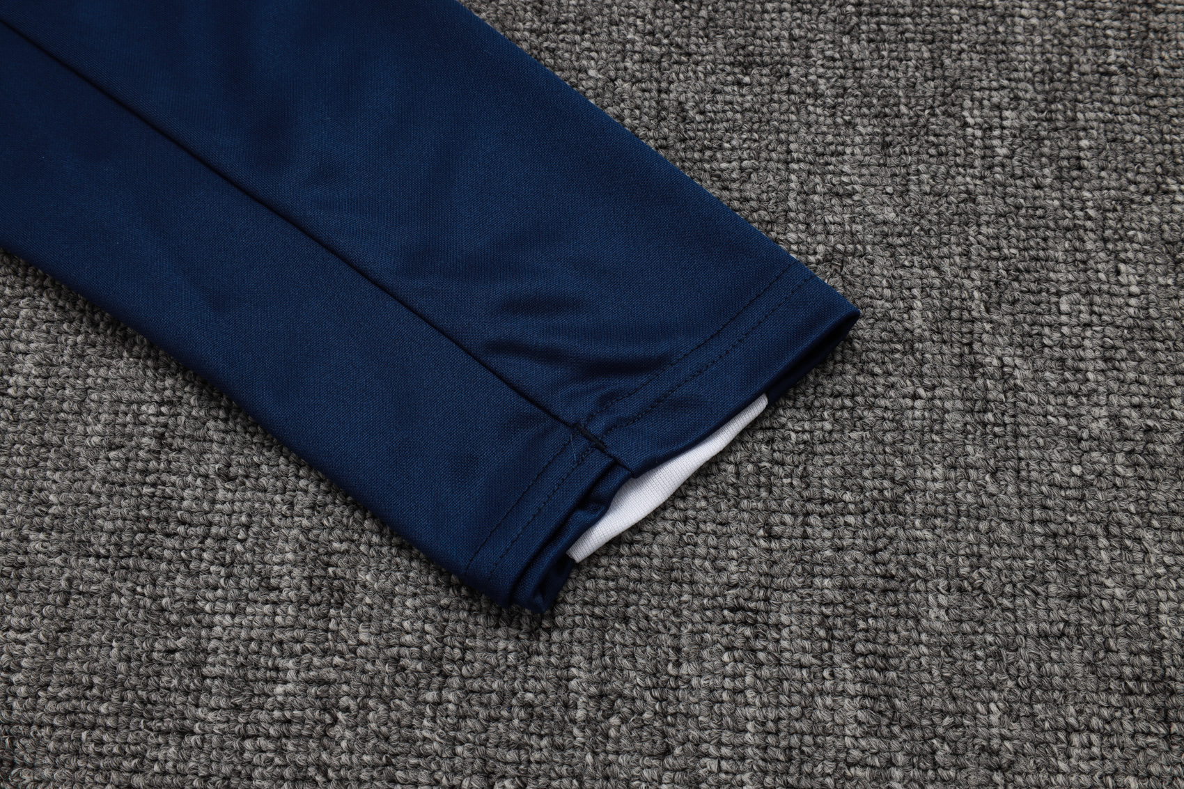 Inter Milan Training Kit (Sweatshirt+Pants) Off-White 2025/26