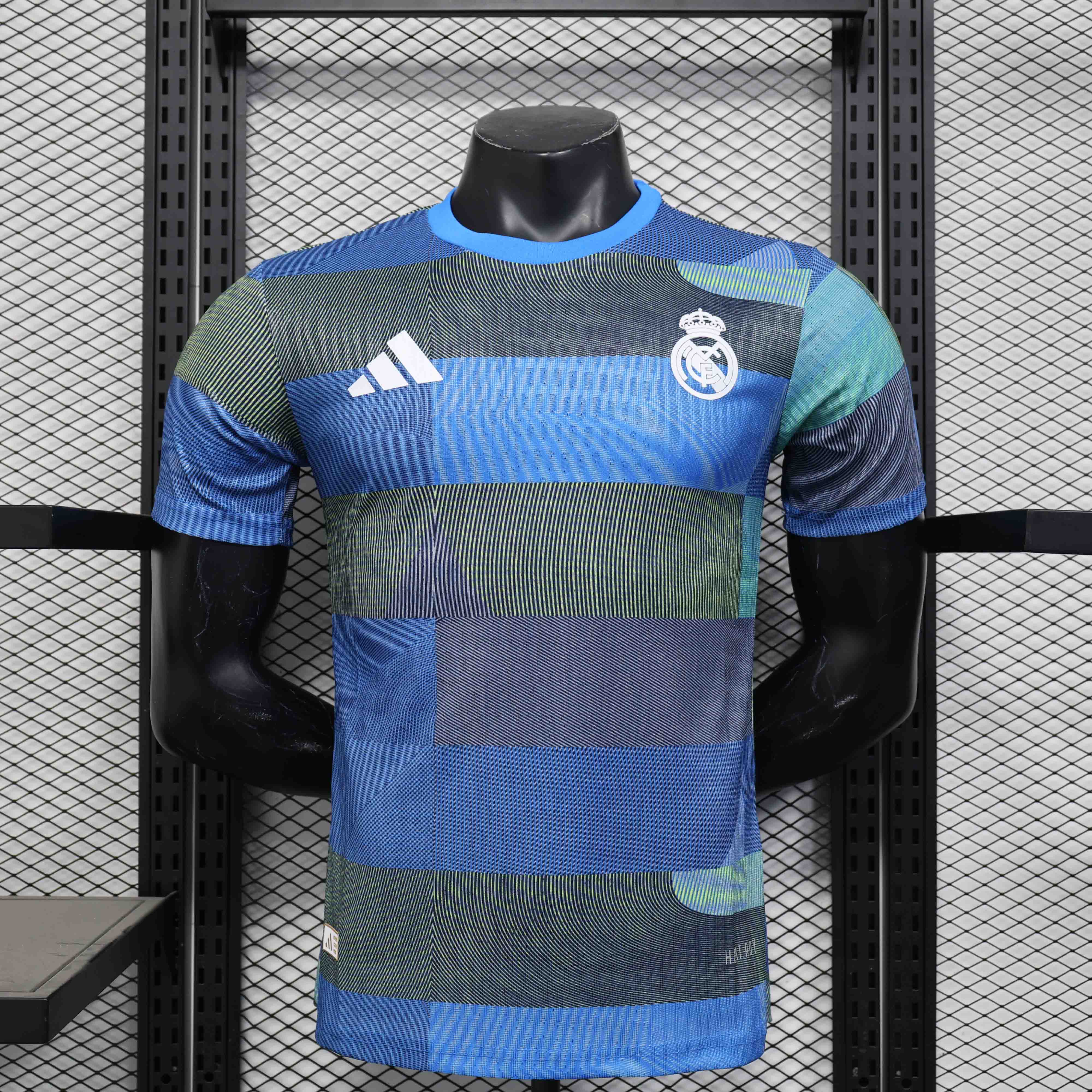 Real Madrid Authentic Soccer Jersey Training Shirt 2025/26