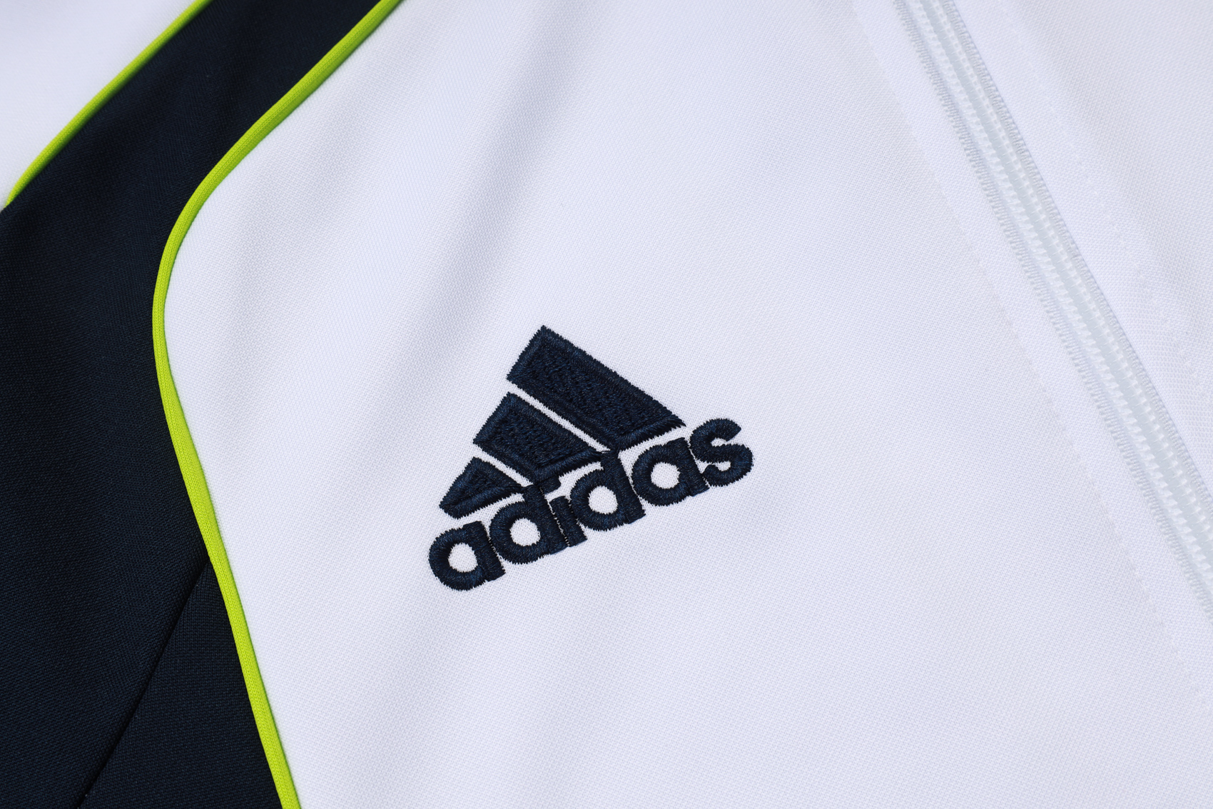 Real Madrid Training Kit (Jacket+Pants) White 2025/26