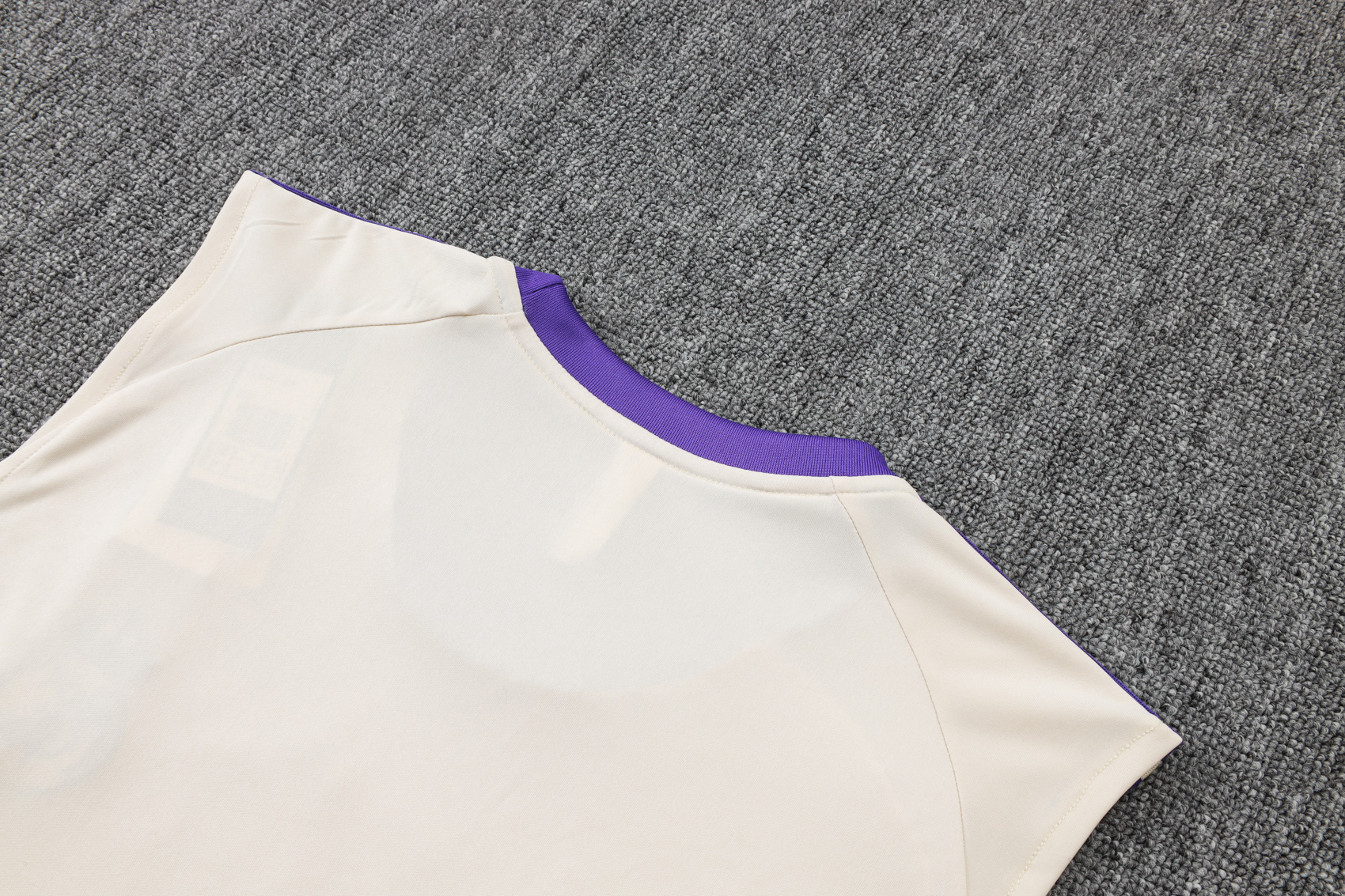 Real Madrid Sleeveless Training Kit White 2025/26