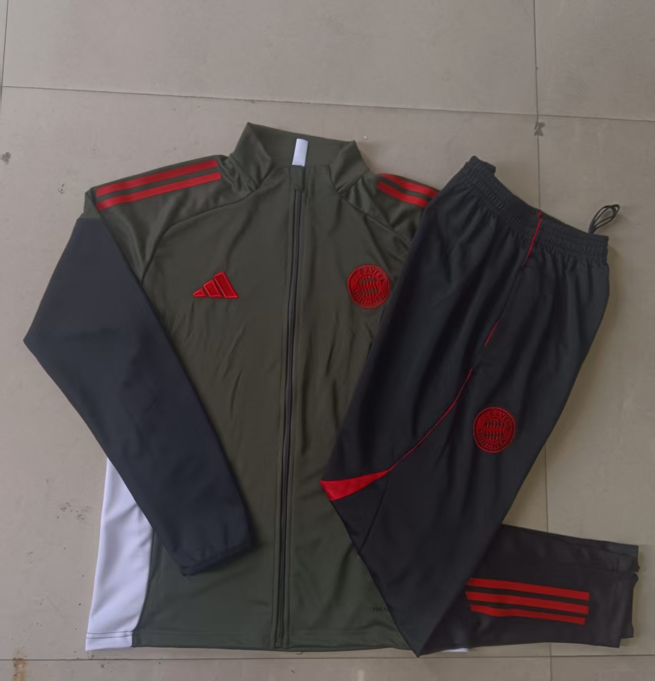 Kids Bayern Munich Training Kit (Jacket+Pants) Deep Green 2025/26