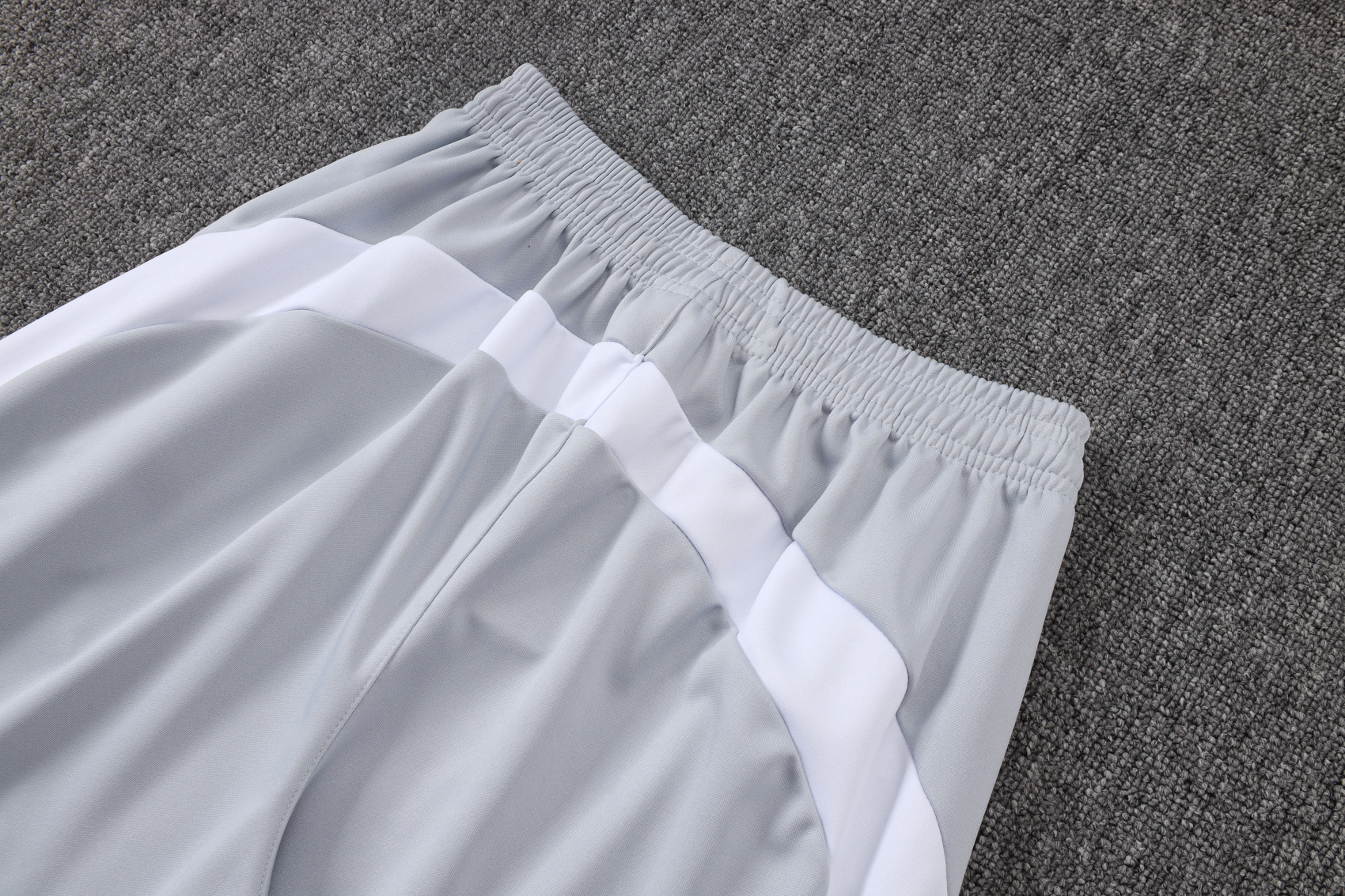 Real Madrid Training Kit (Jacket+Pants) White&Grey 2025/26