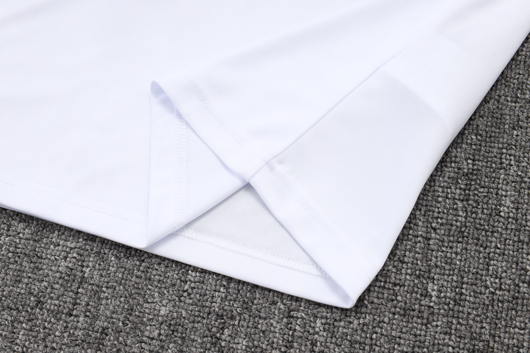 Chelsea Sleeveless Training Kit White 2025/26