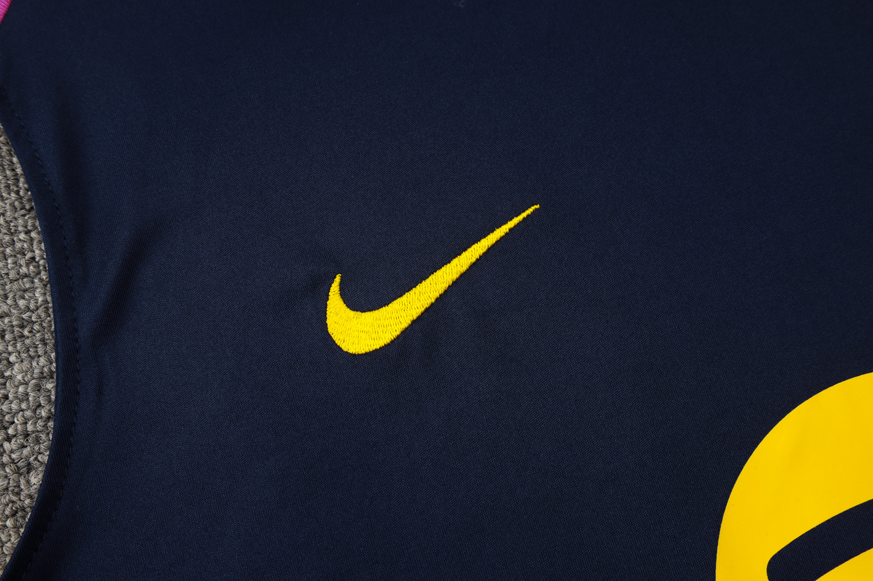 Barcelona Sleeveless Training Kit 2025/26