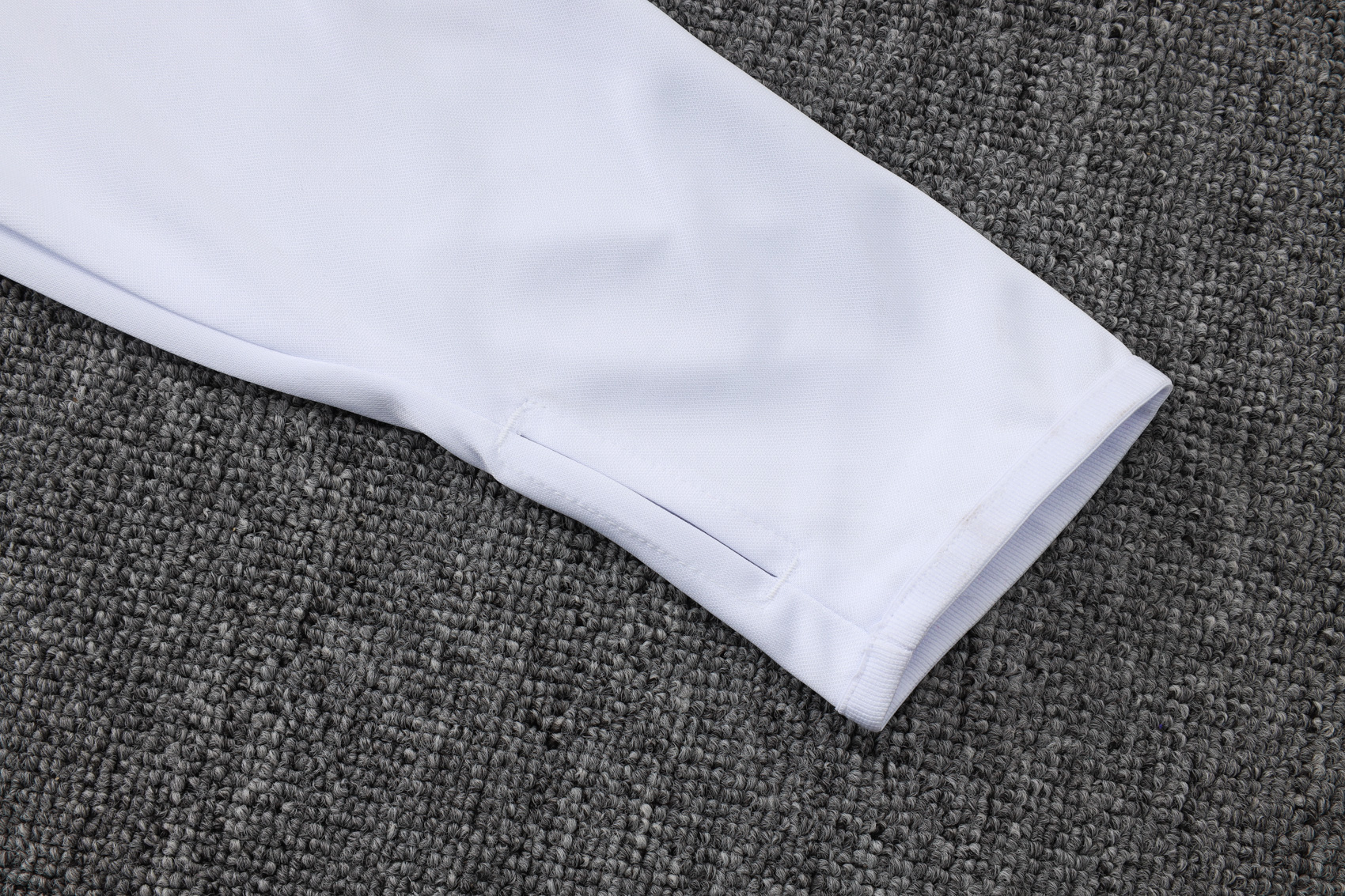 Manchester United Training Kit (Sweatshirt+Pants) White 2025/26