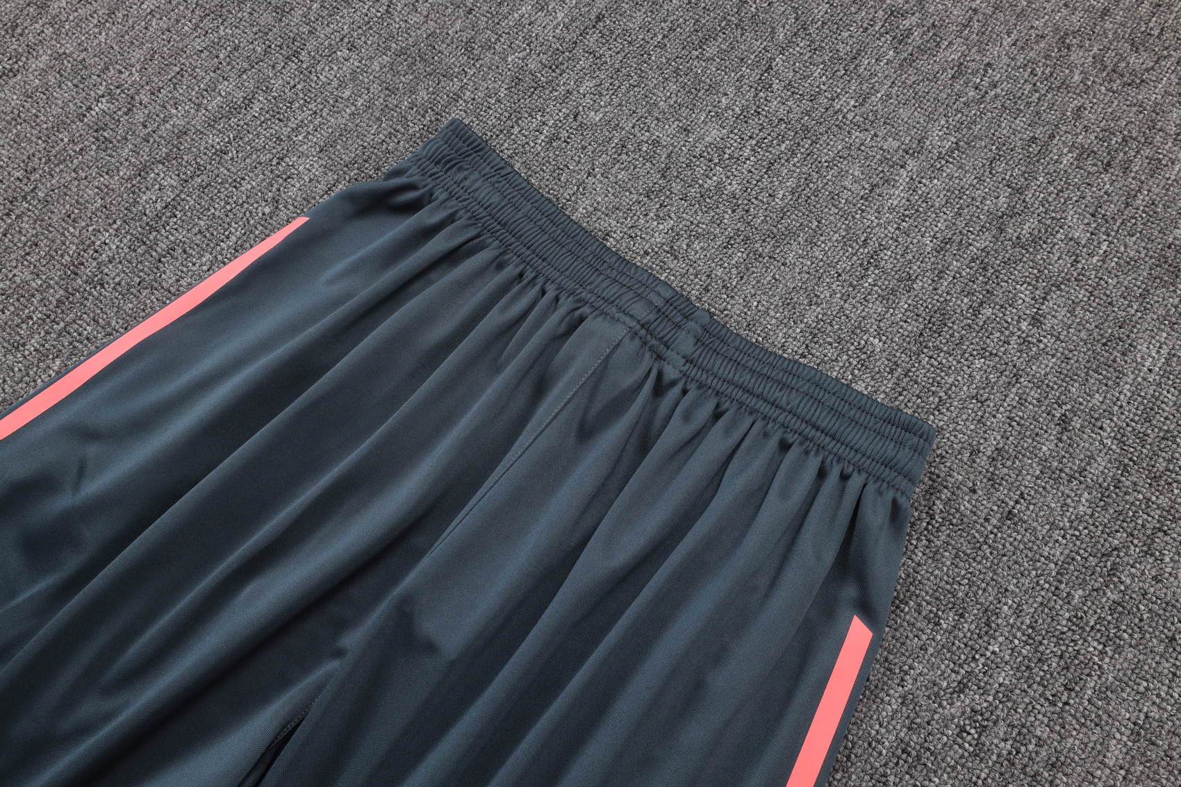 Bayern Munich Sleeveless Training Kit Gray 2025/26