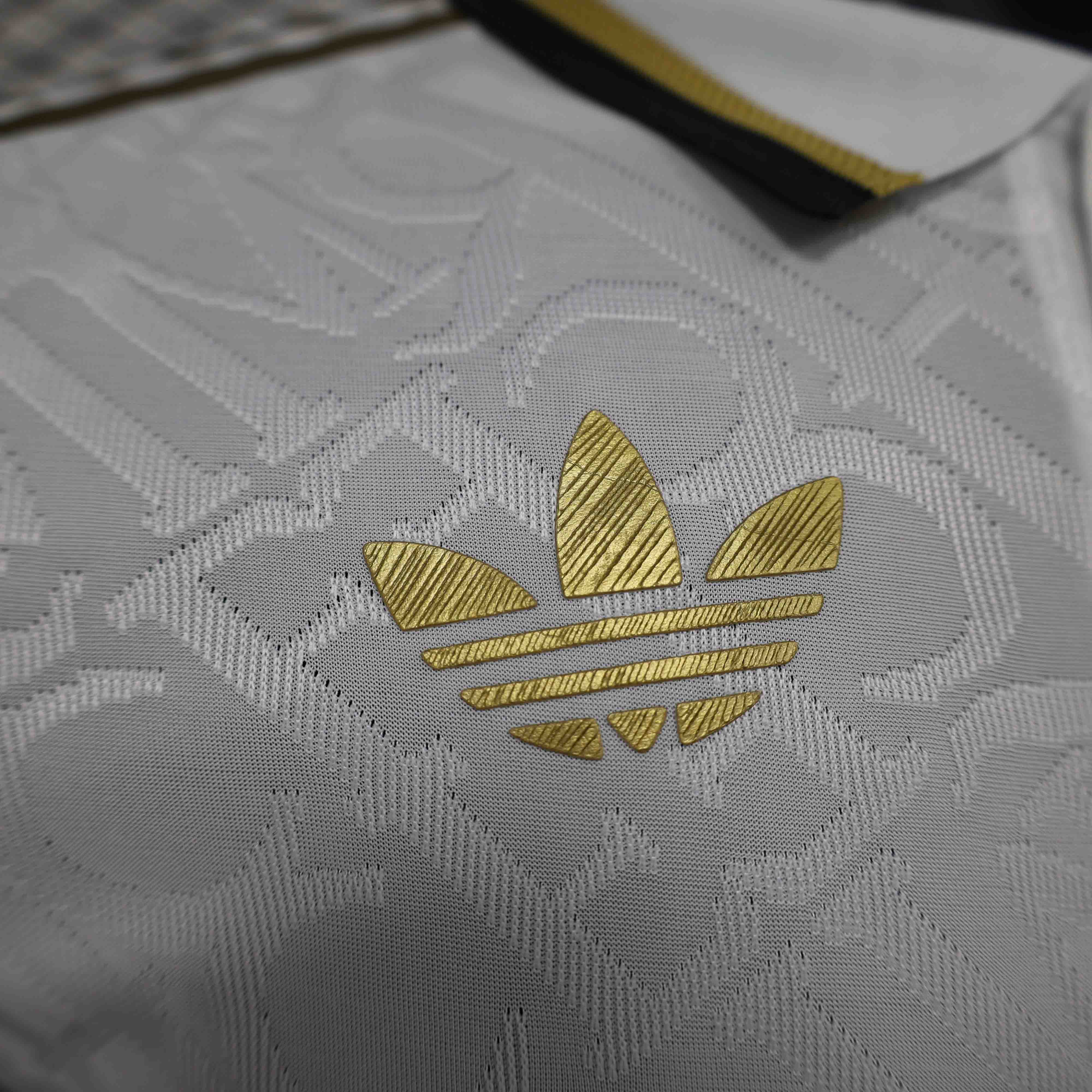 Real Madrid Authentic Soccer Jersey Golden Special Edition Shirt 2024/25