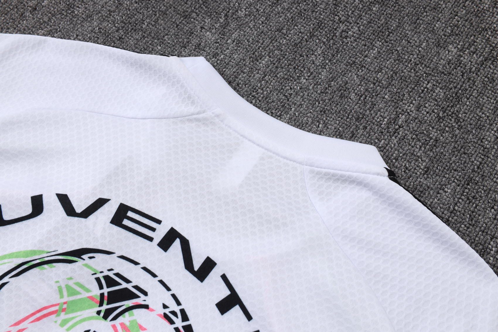 Juventus Training Jersey Kit White 2025/26