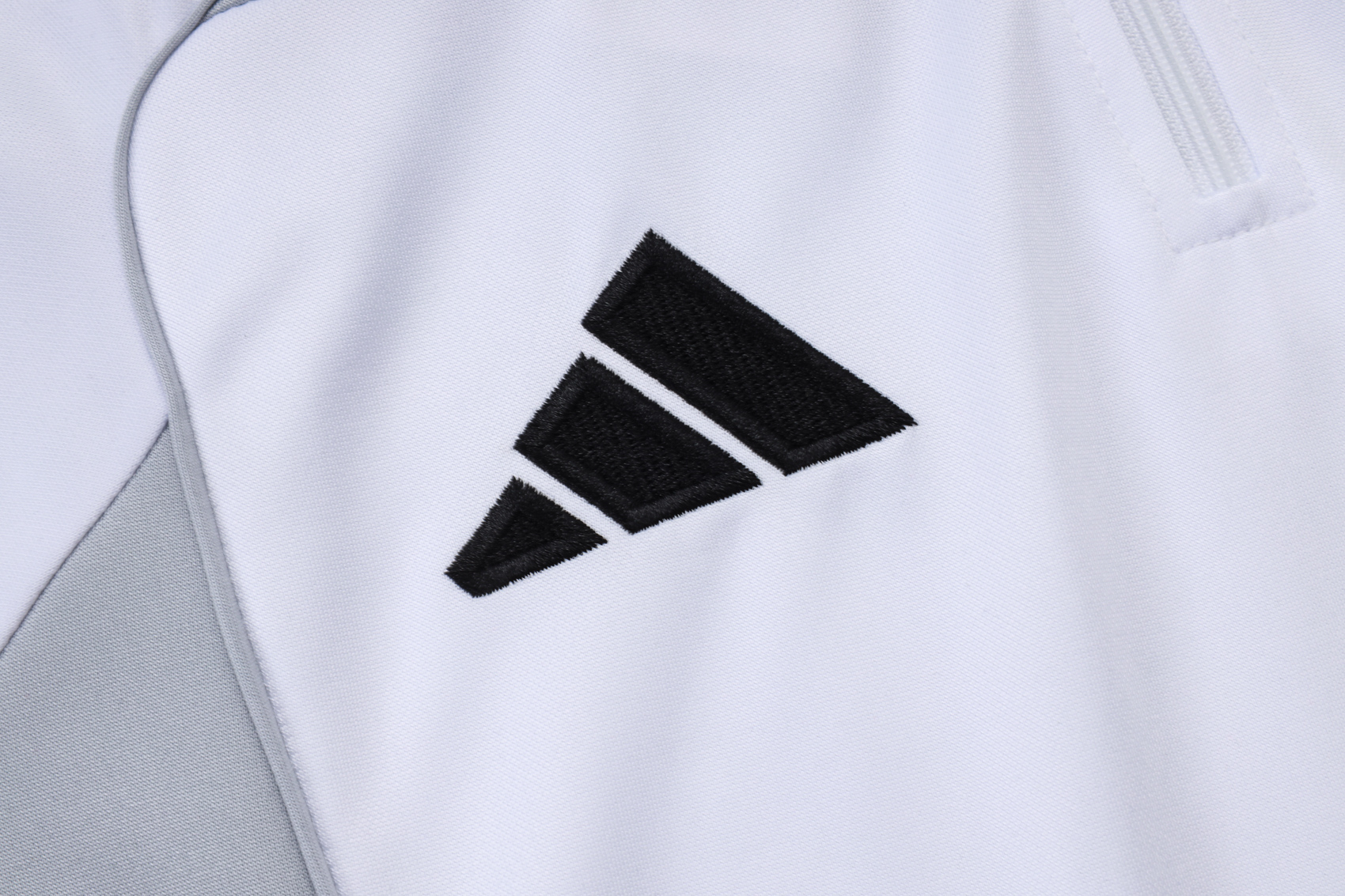 Real Madrid Training Kit (Sweatshirt+Pants) White 2025/26