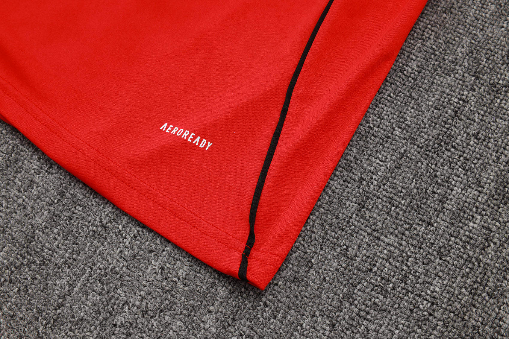 Arsenal Sleeveless Training Kit Red 2025/26