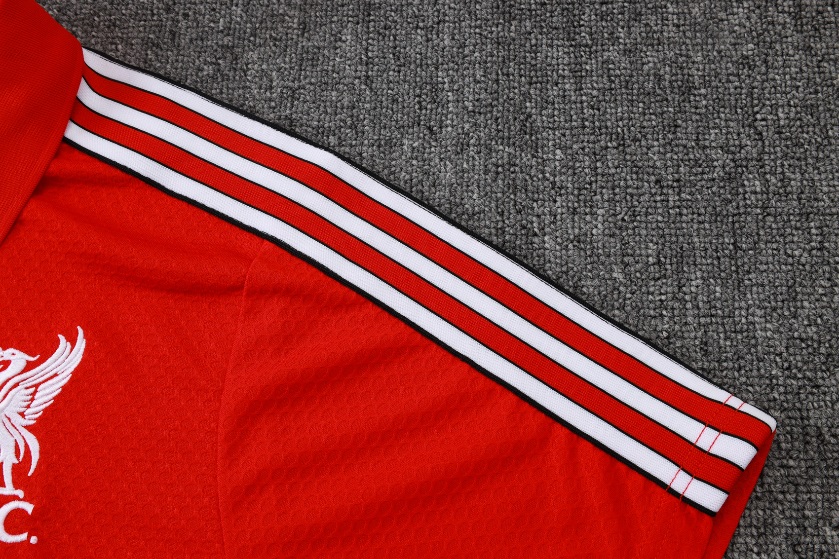 Liverpool Training Kit (Polo+Pants) Red 2025/26