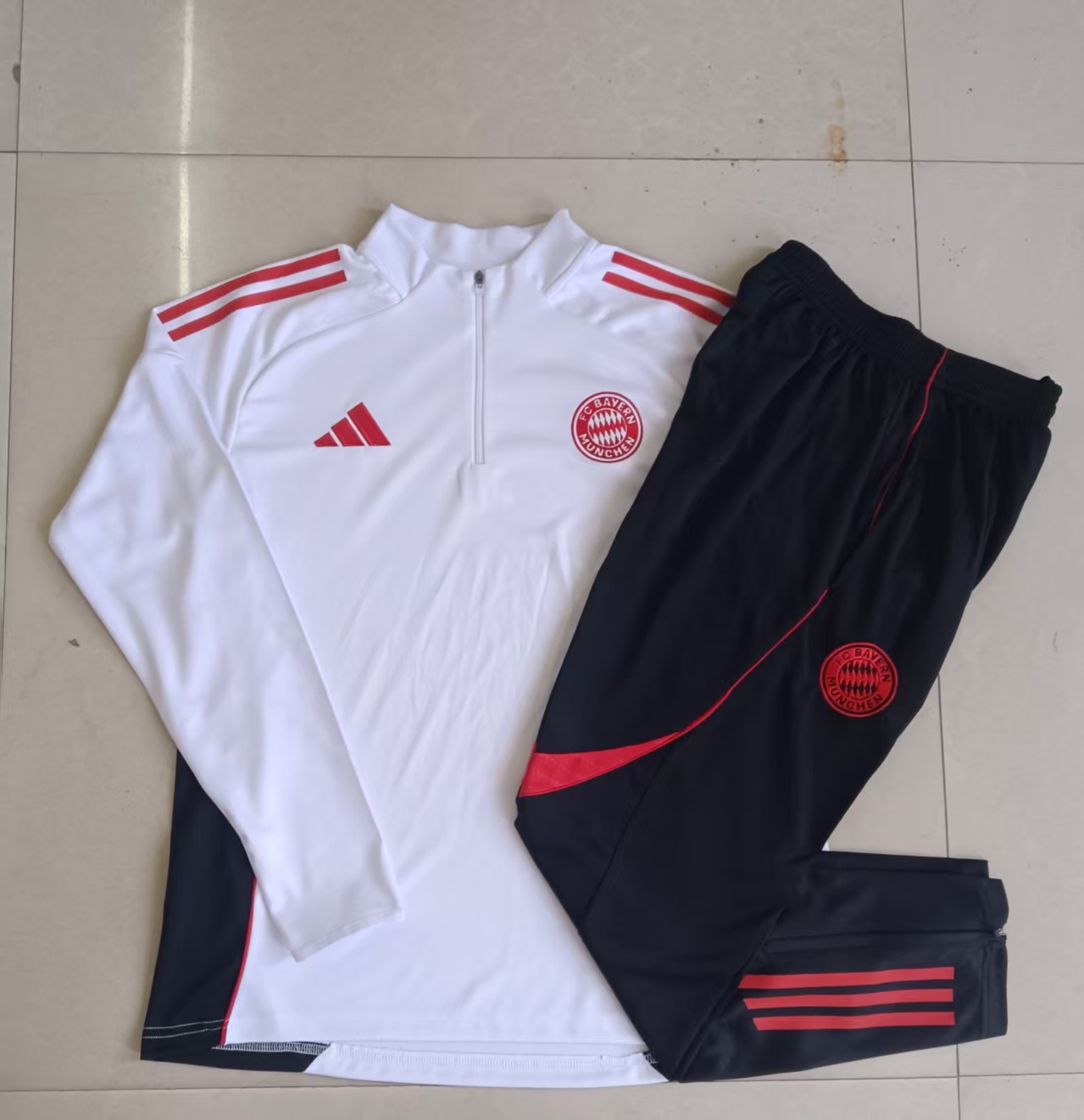 Kids Bayern Munich Training Kit (Sweatshirt+Pants) White 2025/26