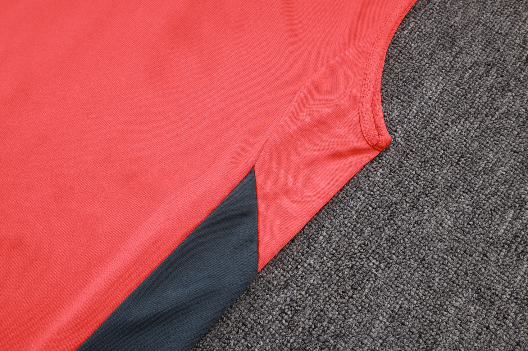 Bayern Munich Sleeveless Training Kit Orange 2025/26