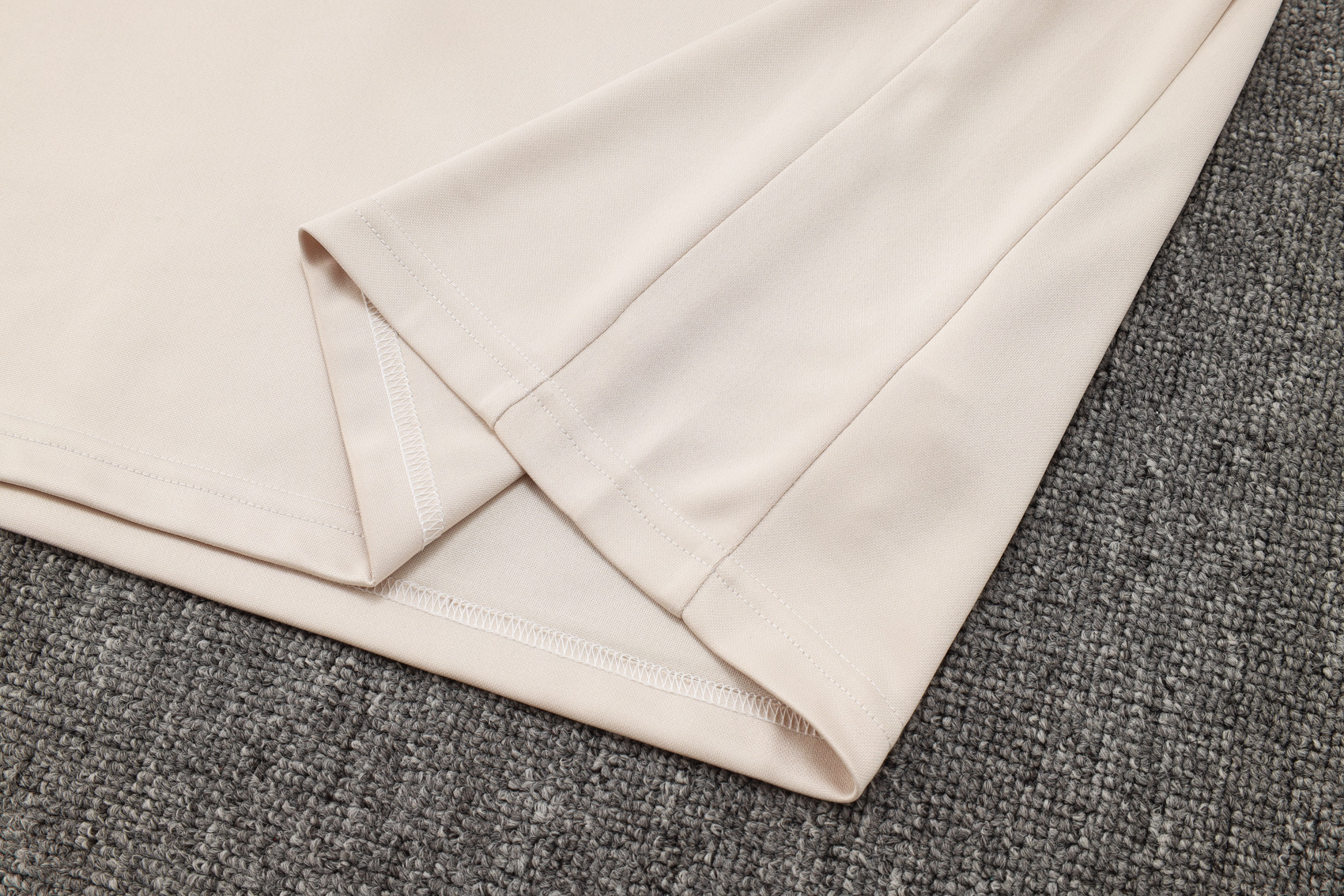 Barcelona Training Kit (Sweatshirt+Pants) Beige 2025/26