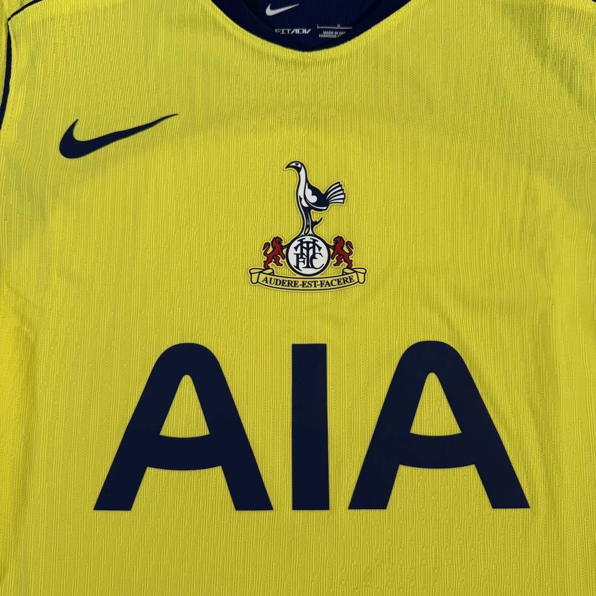 Tottenham Hotspur Authentic Football Jersey Third Away Shirt 2025/26 - Player Version