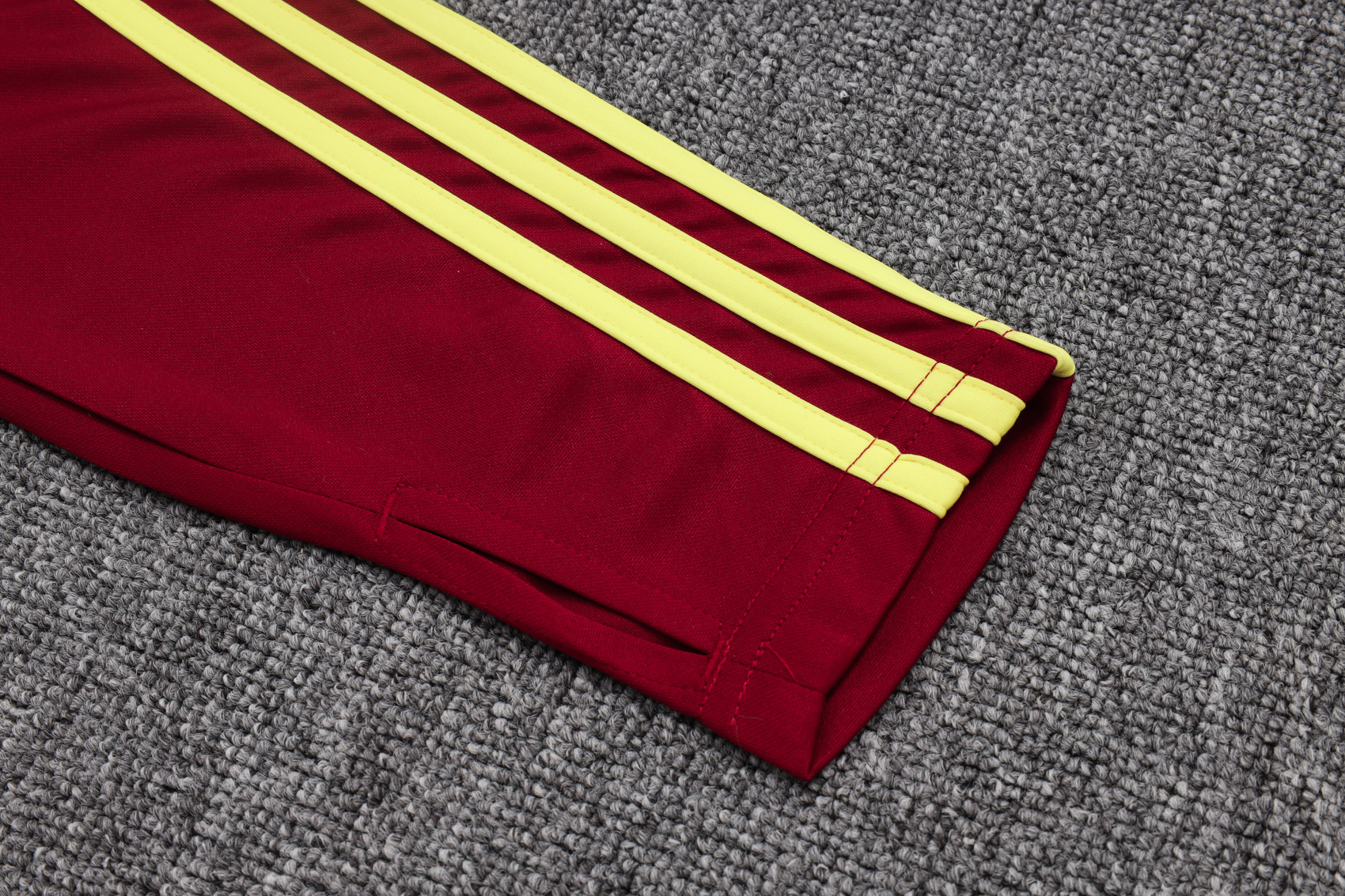 Arsenal Training Kit (Sweatshirt+Pants) Red 2025/26