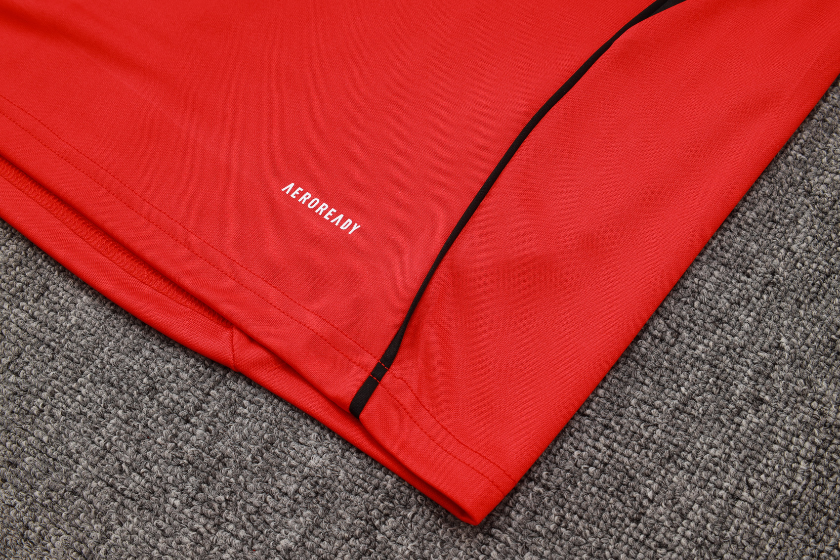 Liverpool Training Kit (Sweatshirt+Pants) Red 2025/26