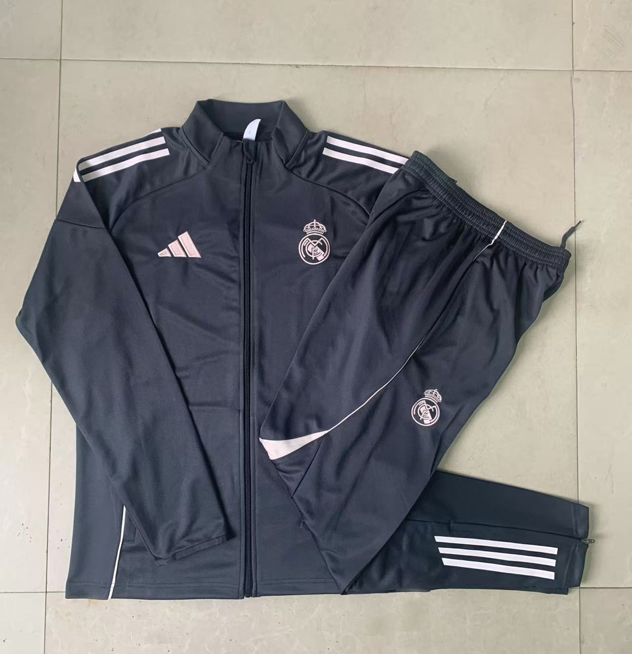 Kids Real Madrid Training Kit (Jacket+Pants) Deep Grey 2025/26
