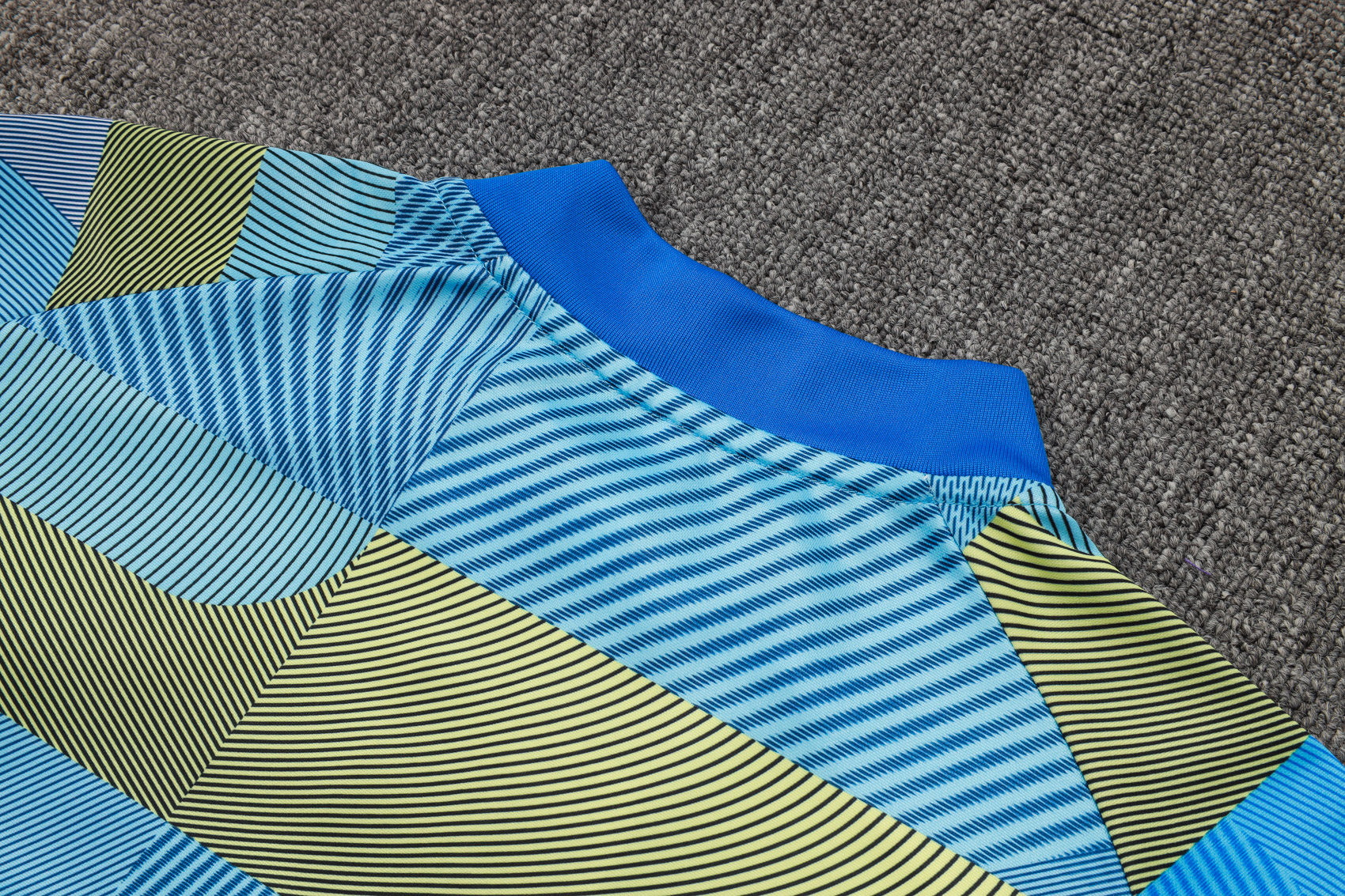 Real Madrid Training Kit (Sweatshirt+Pants) Green 2025/26