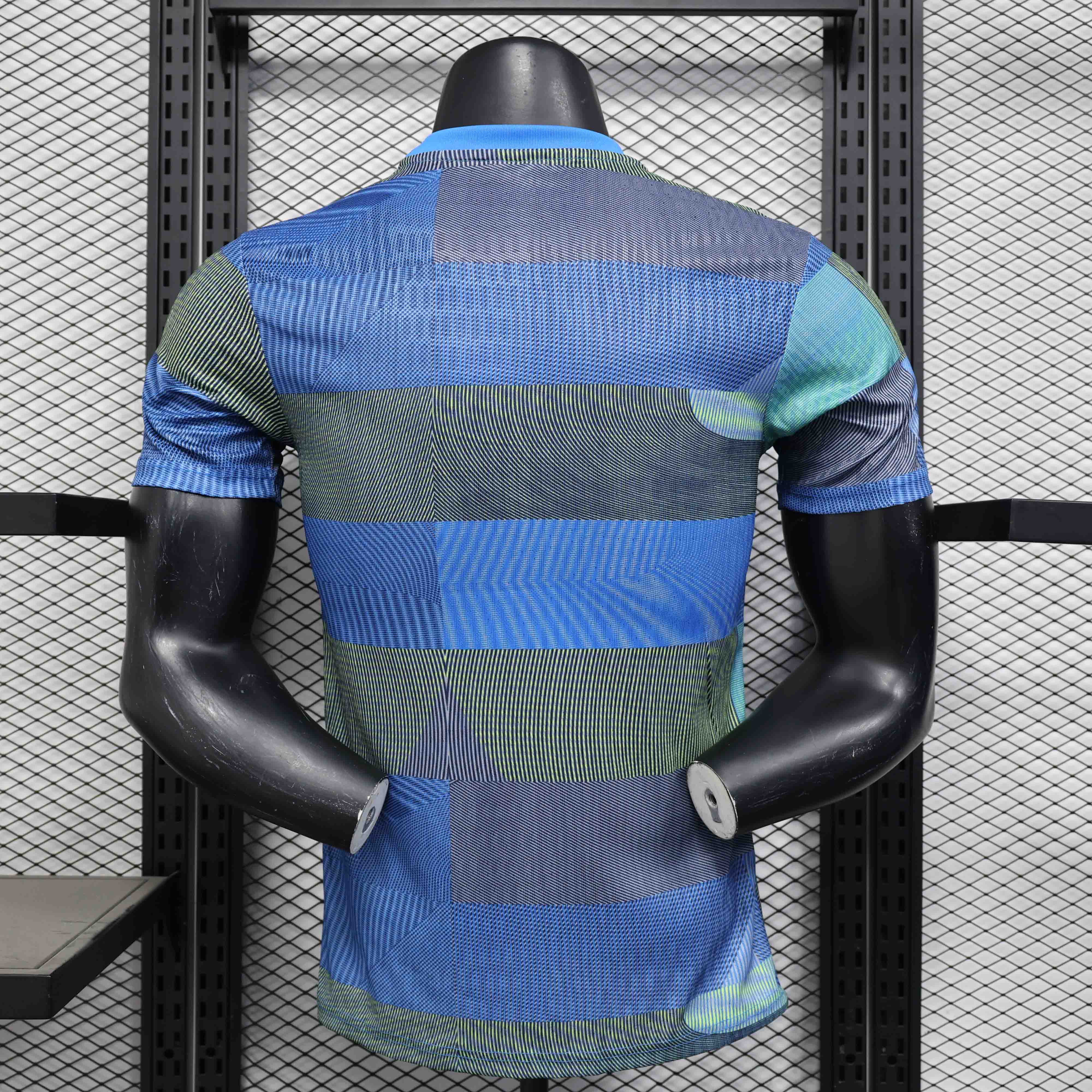 Real Madrid Authentic Soccer Jersey Training Shirt 2025/26