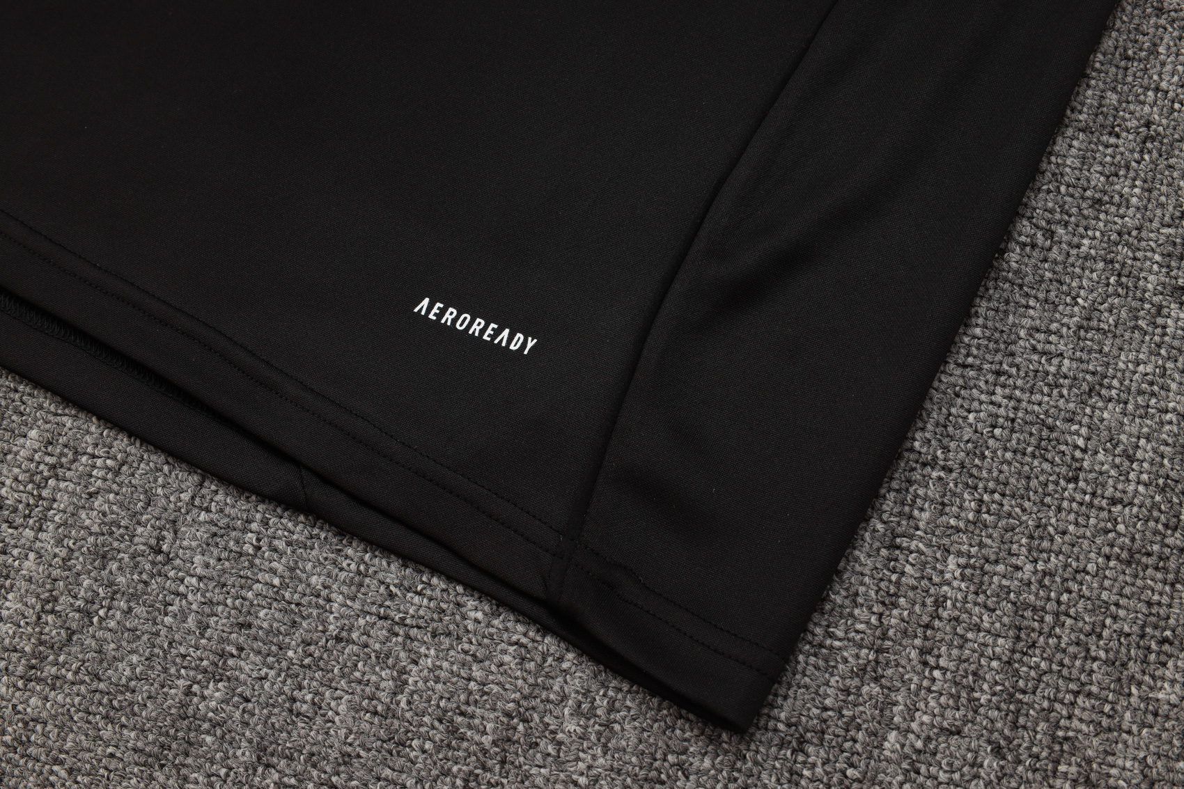 Liverpool Training Kit (Sweatshirt+Pants) Black 2025/26