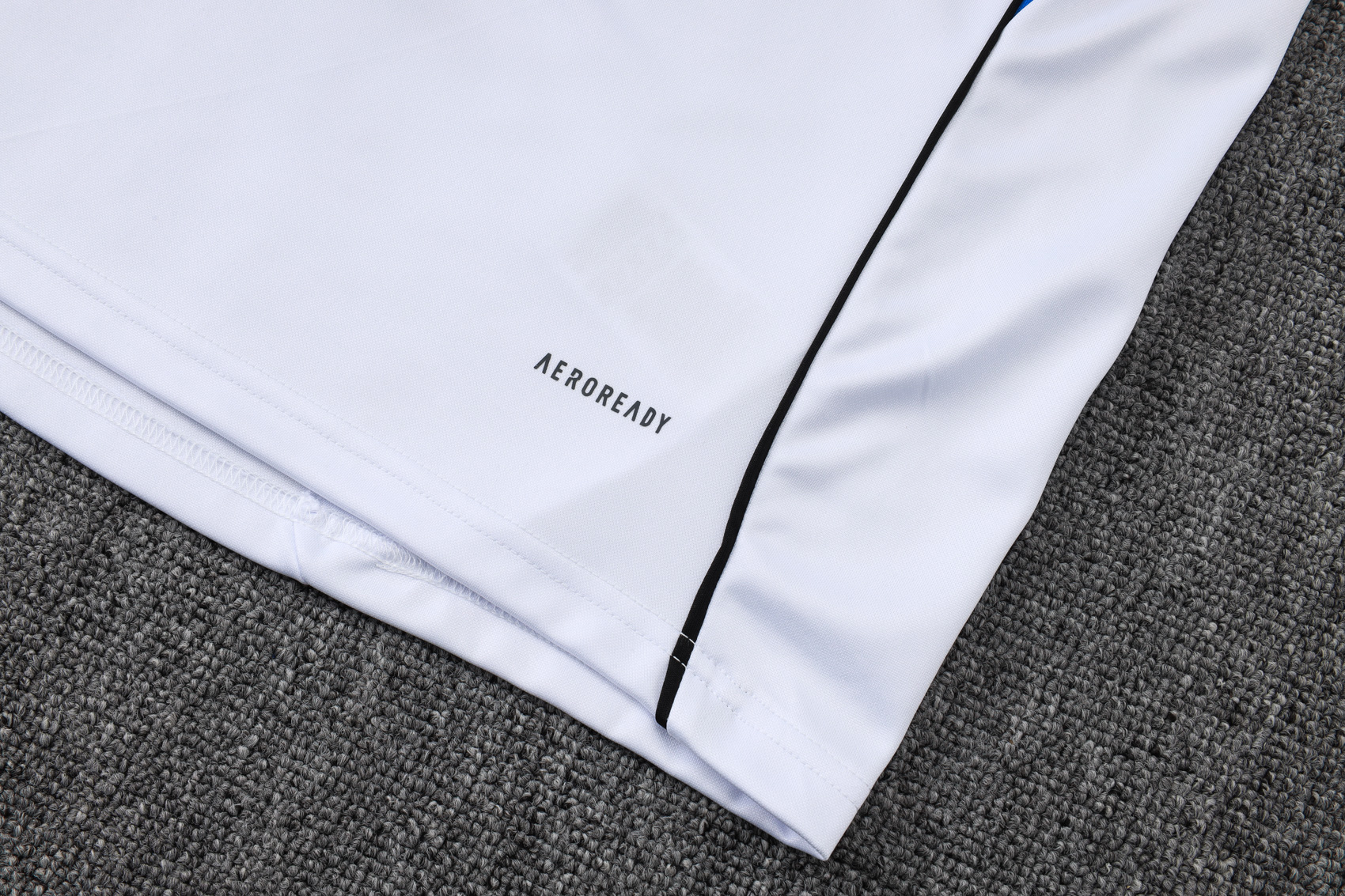 Manchester United Training Kit (Sweatshirt+Pants) White 2025/26