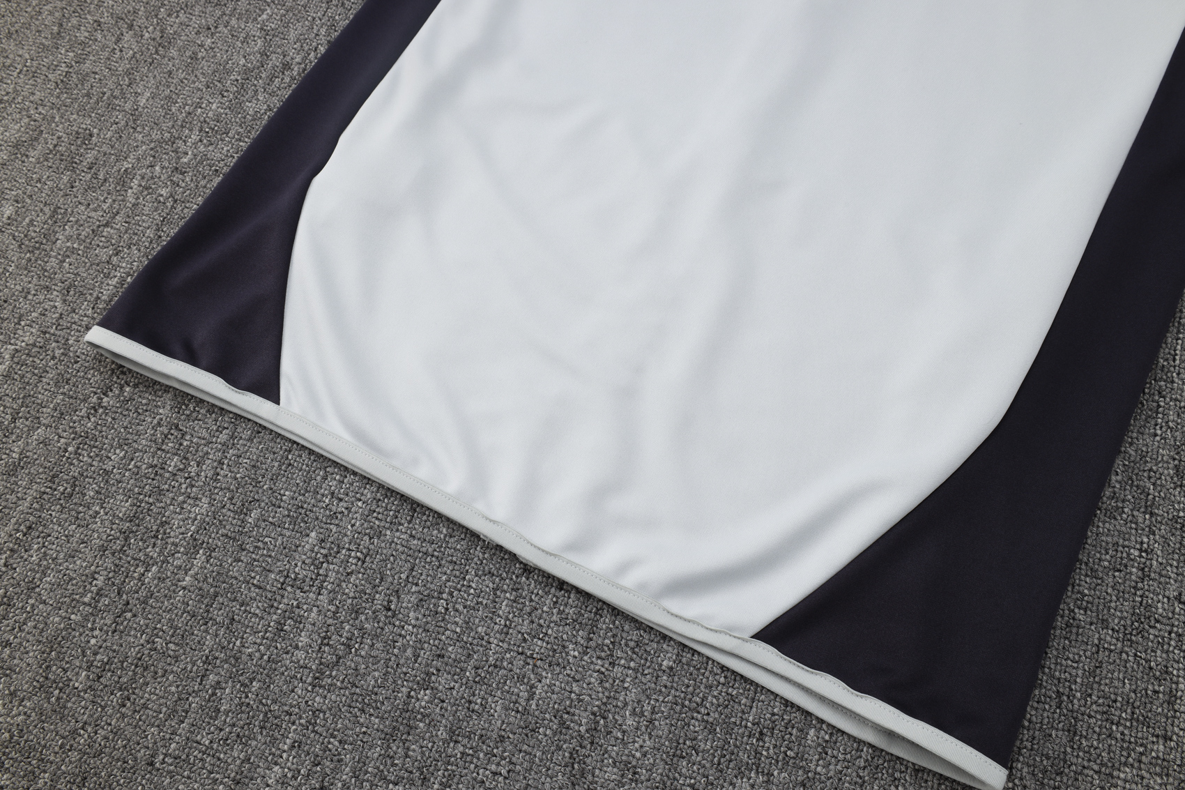 Juventus Training Kit (Jacket+Pants) Light Grey 2025/26