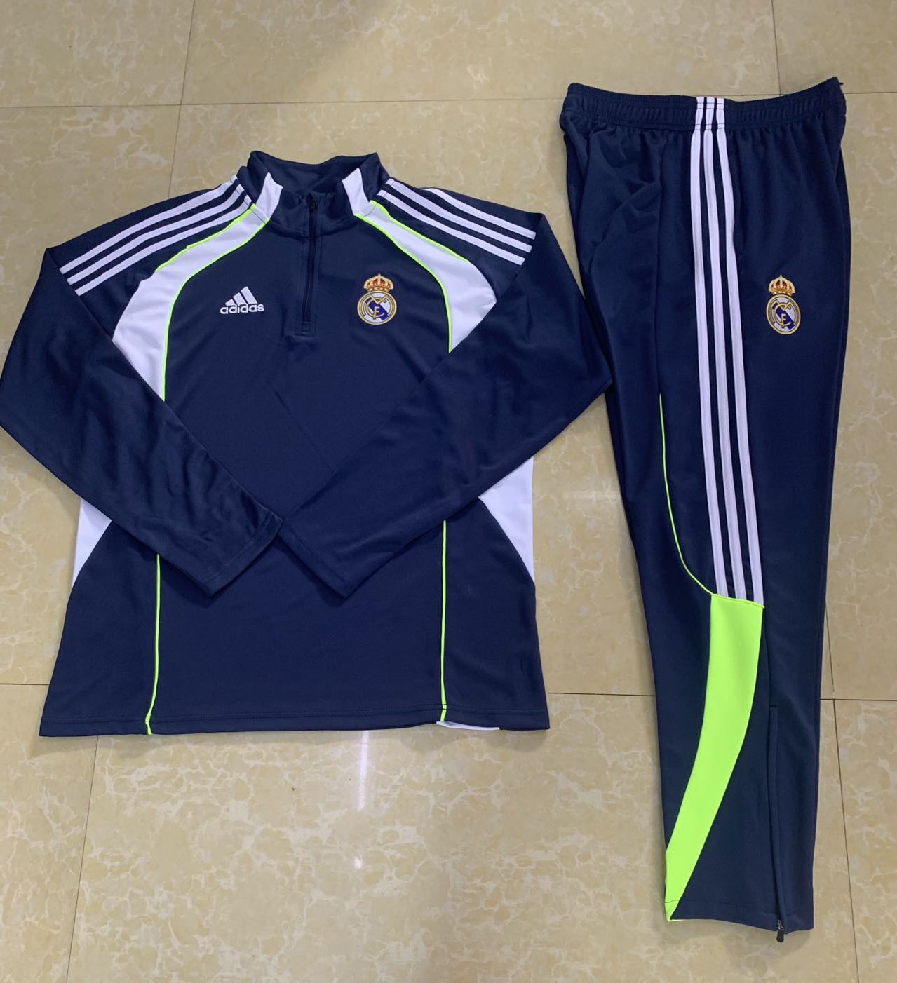 Real Madrid Retro Training Kit (Sweatshirt+Pants) Royalblue 2025/26
