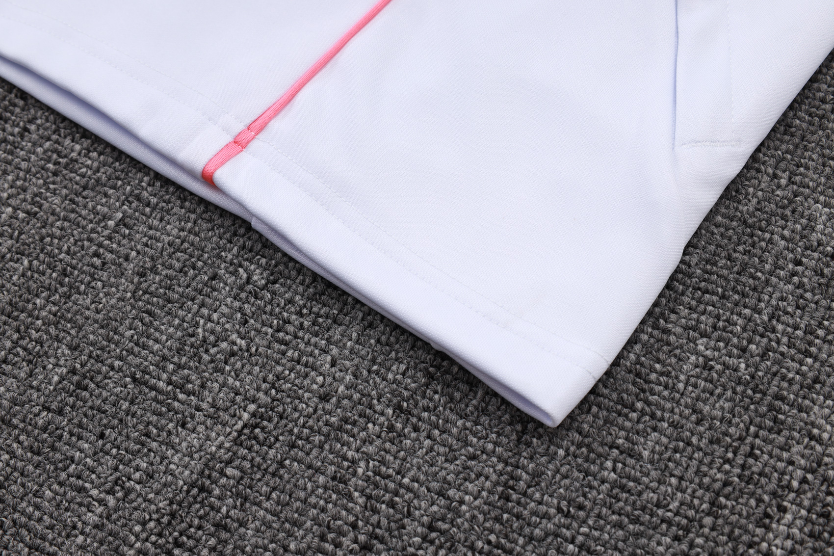 Liverpool Training Kit (Jacket+Pants) White 2025/26