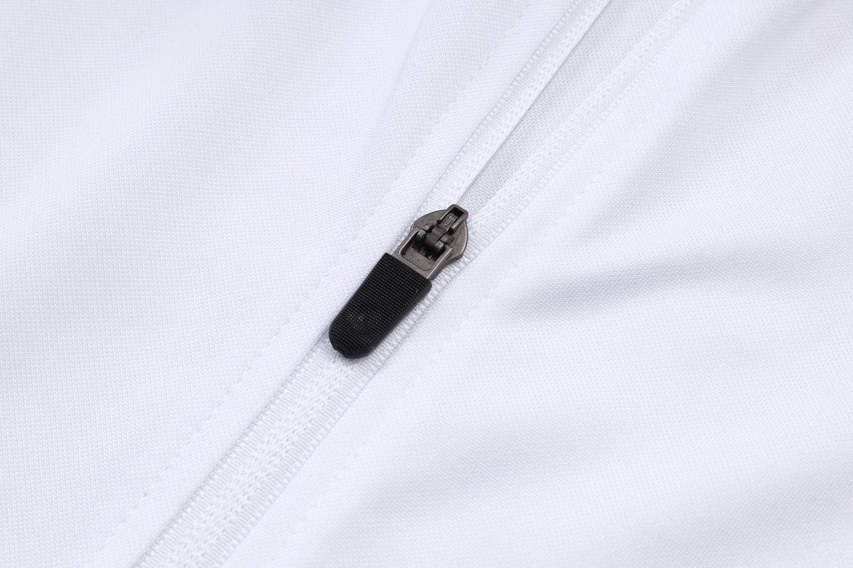 Chelsea Training Kit (Jacket+Pants) White 2025/26