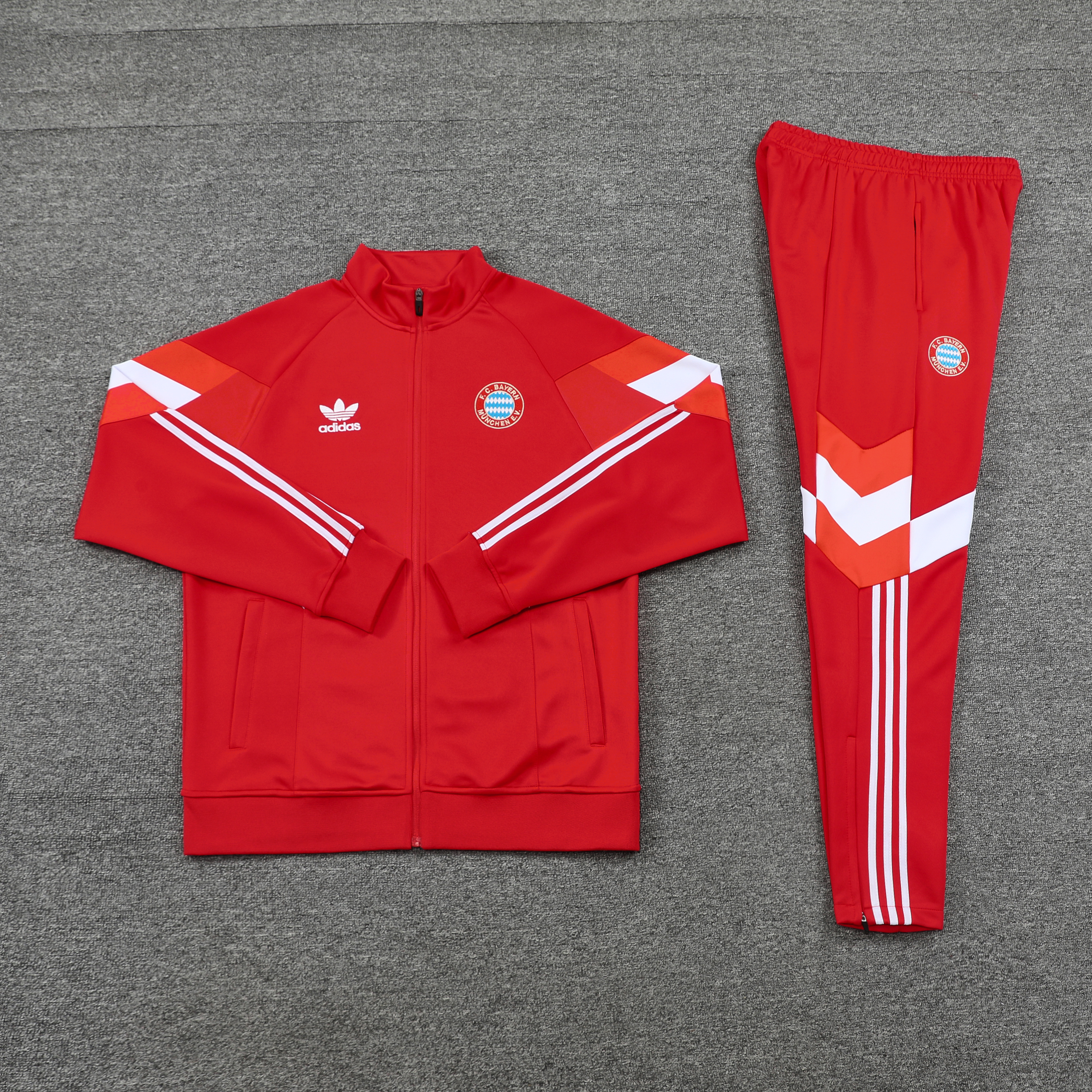Bayern Munich Training Kit (Jacket+Pants) Red 2025/26