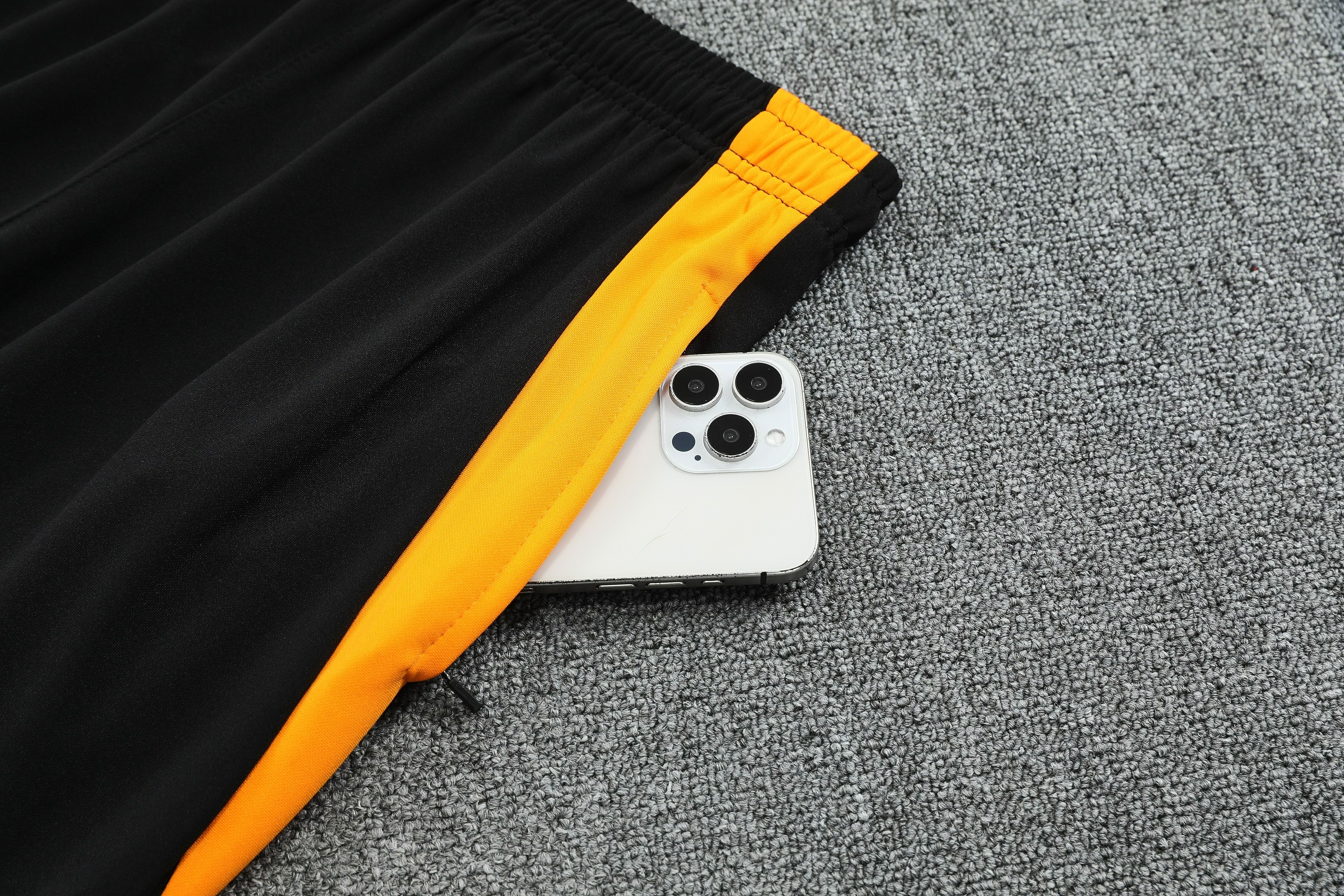 Bayern Munich Training Kit (Polo+Pants) Red 2025/26