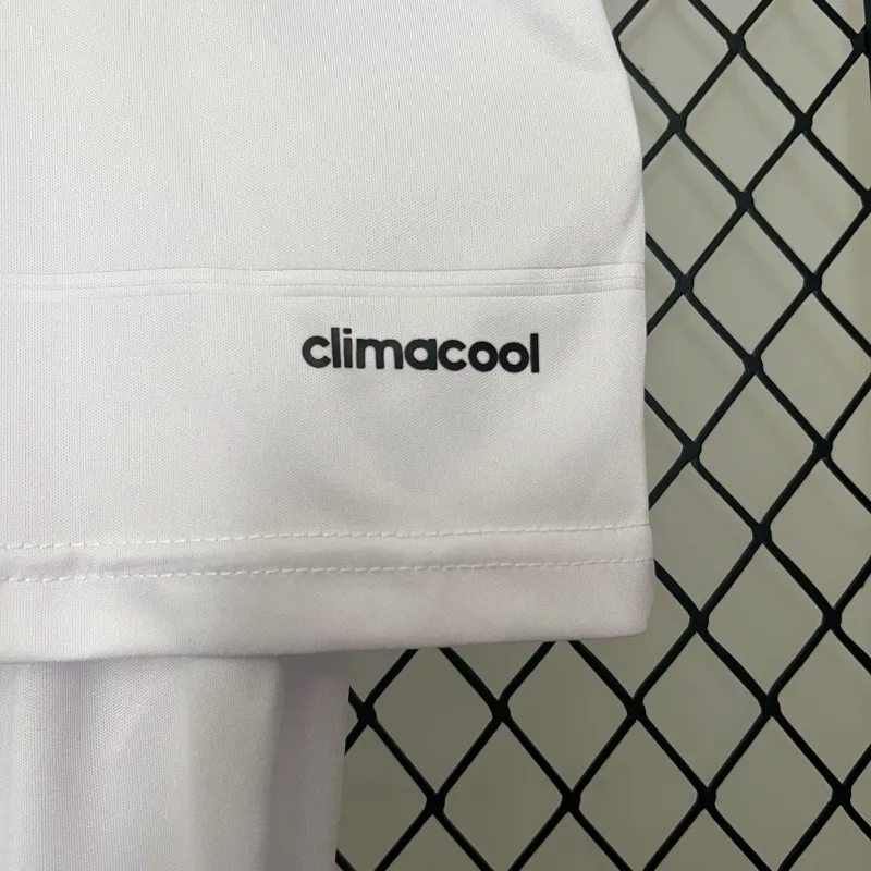 Real Madrid Retro Jersey Home Kids Kit Jersey+Shorts 2013/14