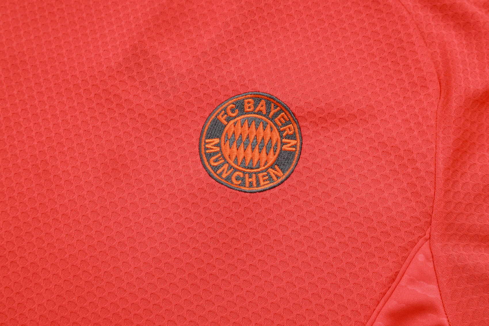 Bayern Munich Training Jersey Kit Orange 2025/26