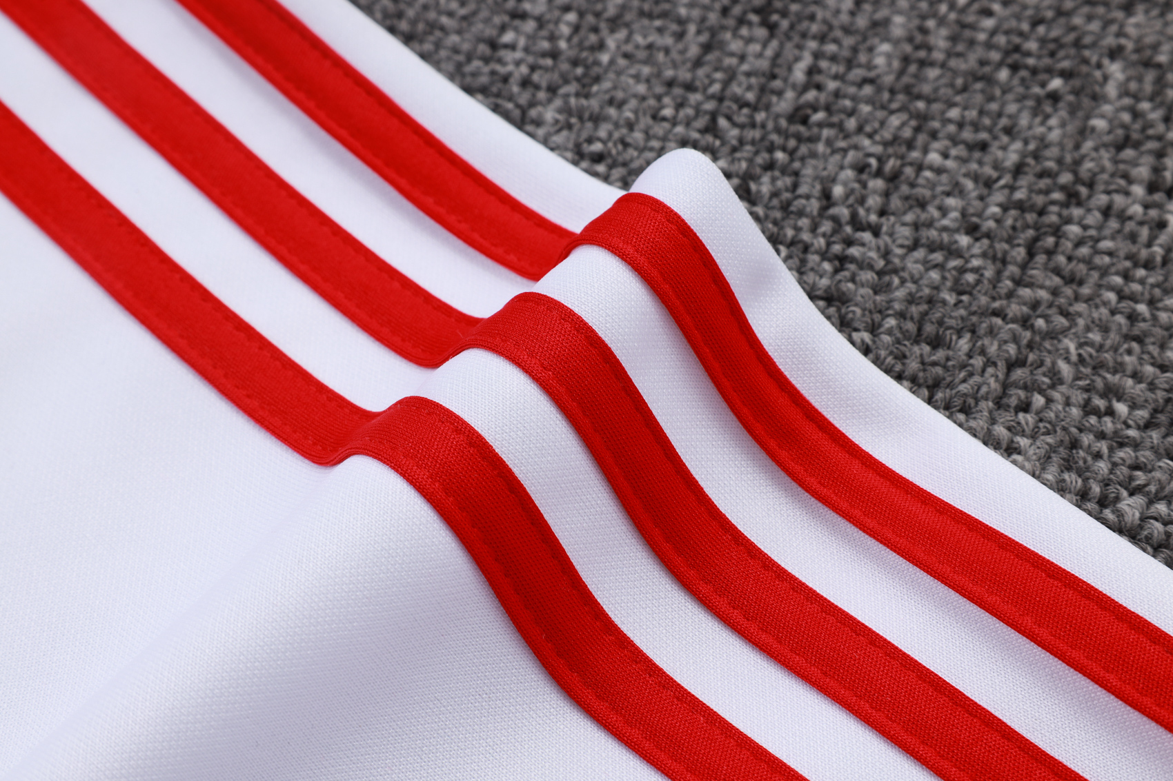 Bayern Munich Training Kit (Jacket+Pants) White 2025/26