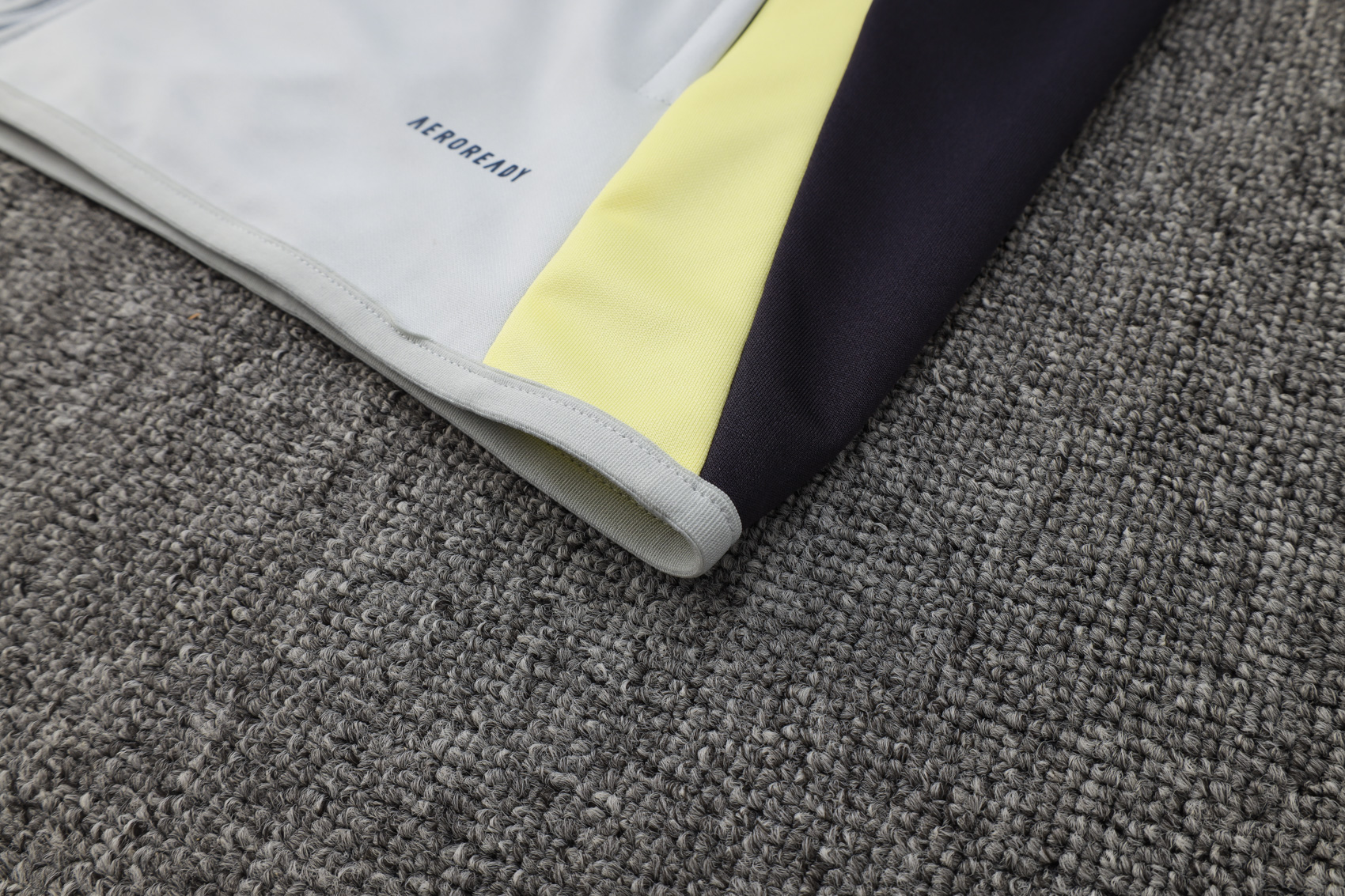 Juventus Training Kit (Jacket+Pants) Light Grey 2025/26