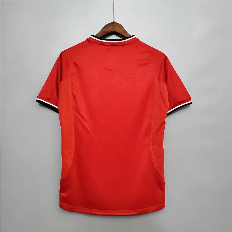 Manchester United Retro Home Football Jersey Shirt 2000/02